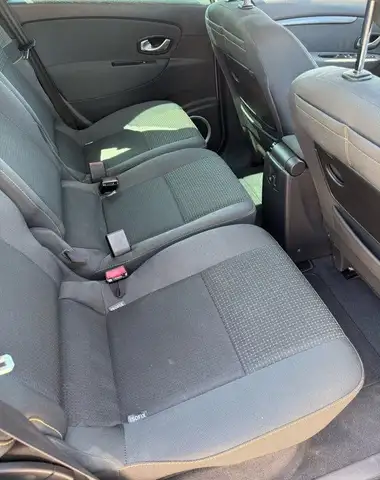 Renault Scenic view 6
