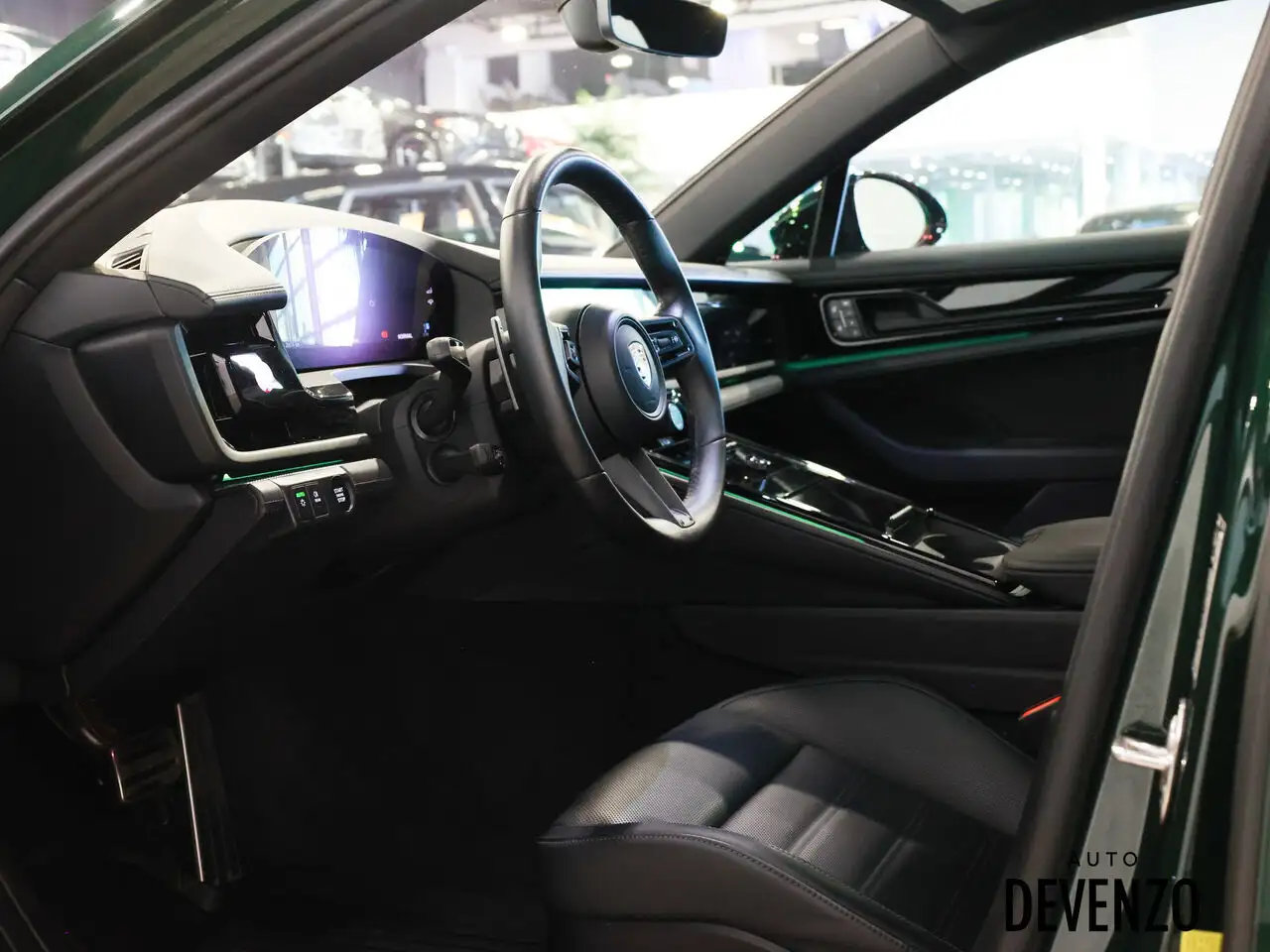 Porsche Panamera снимка Porsche Panamera