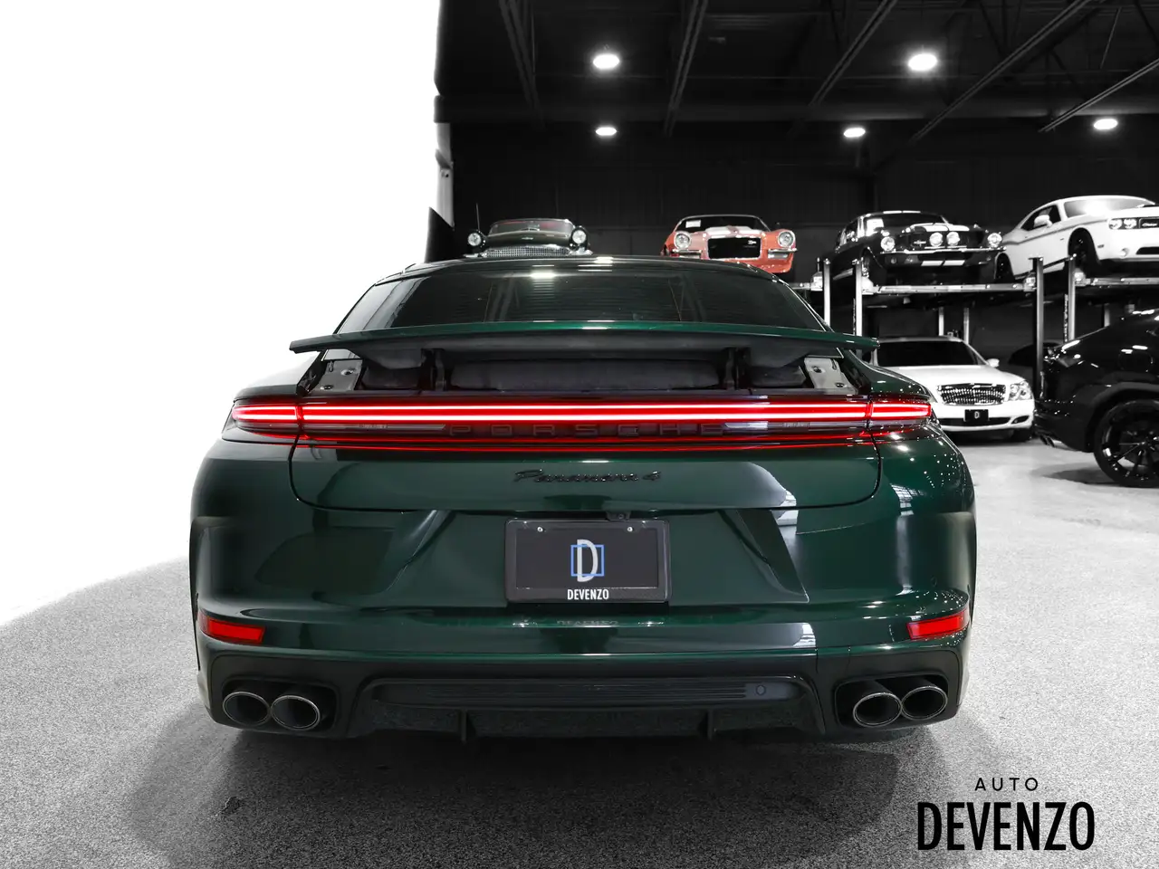 Porsche Panamera снимка Porsche Panamera