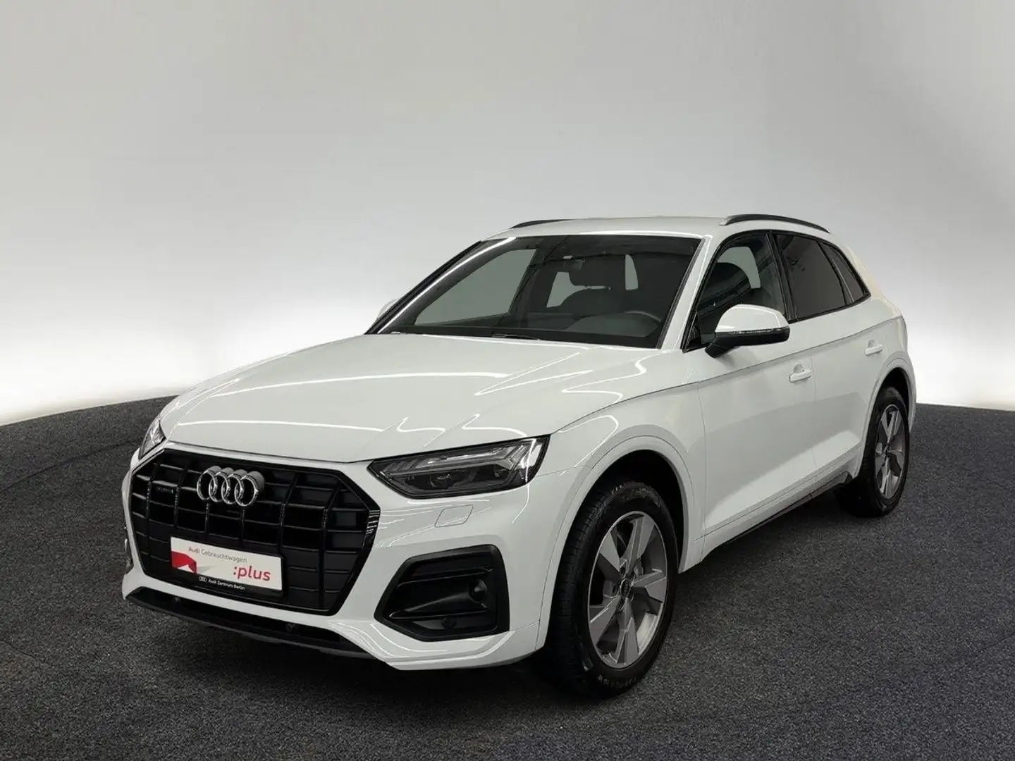 Audi Q5 advanced 40 TFSI qu.S tr. AHK RFK MATRIX ACC Weiß - 2