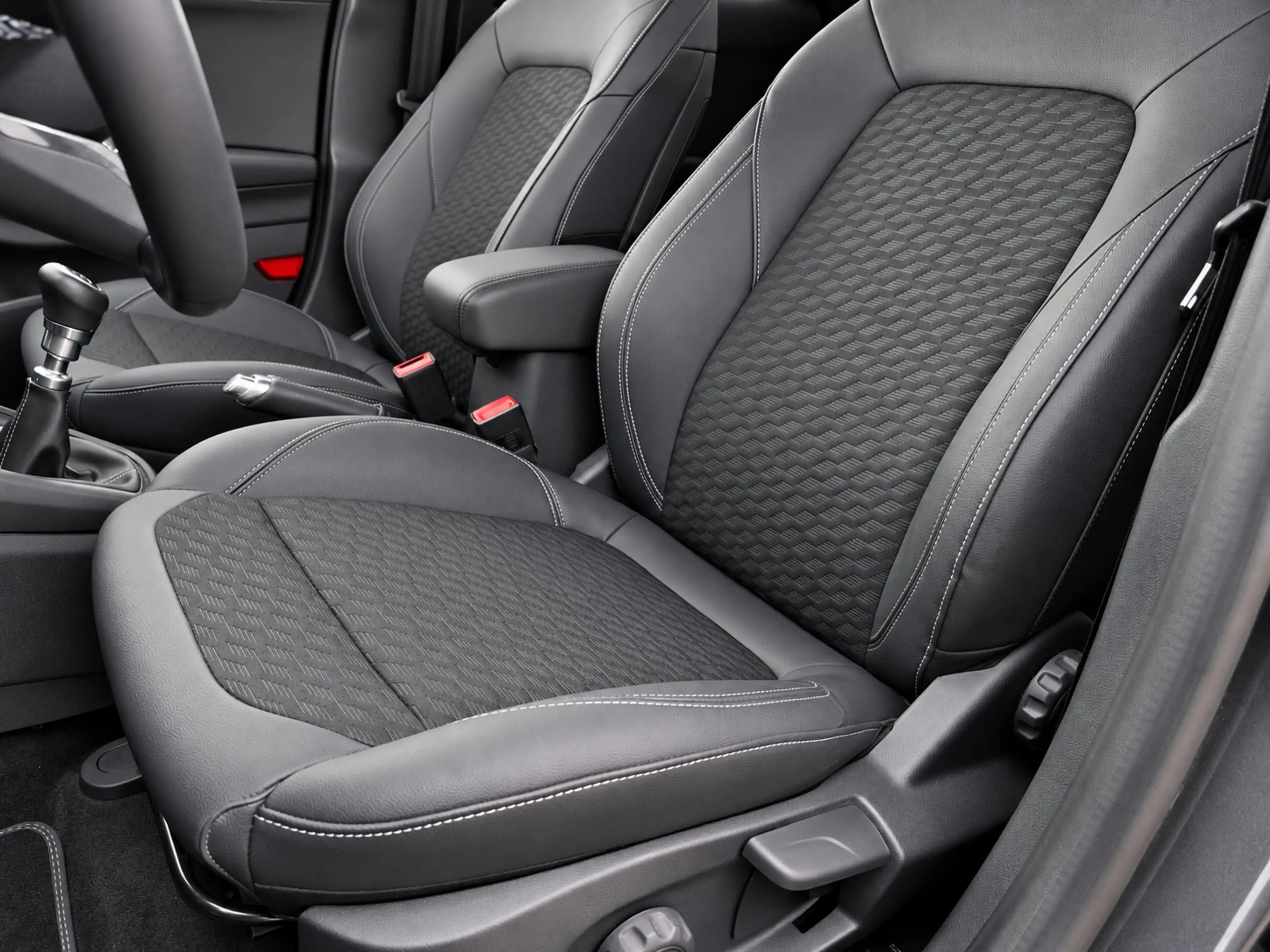 Ford Puma 1.0 EcoBoost Hybrid Titanium X | Apple Carplay/And — photo 15