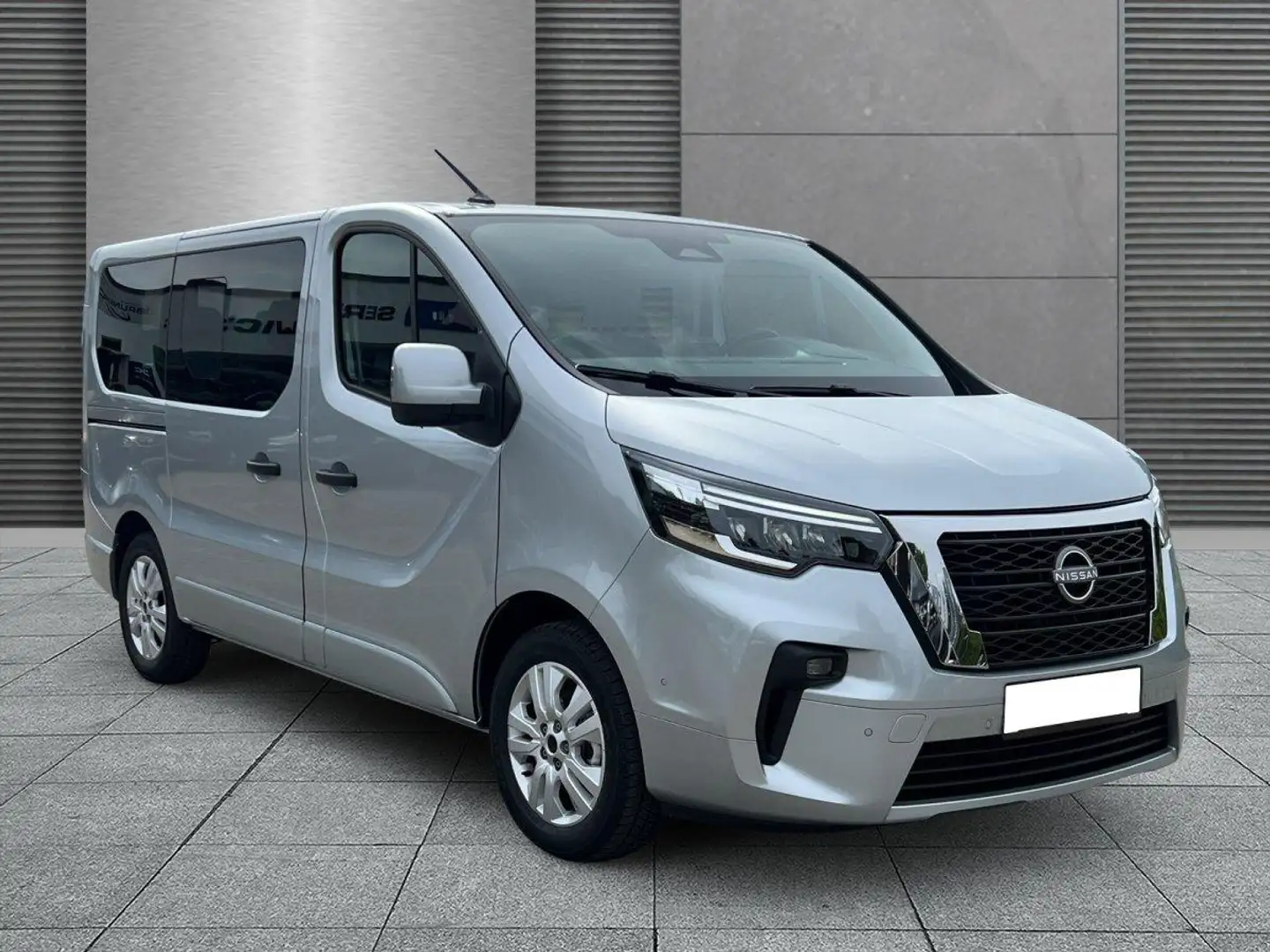 Nissan Primastar Tekna L1H1 GJR+RFK+LED dCi 150 110 kW (150 PS),... Grau - 1
