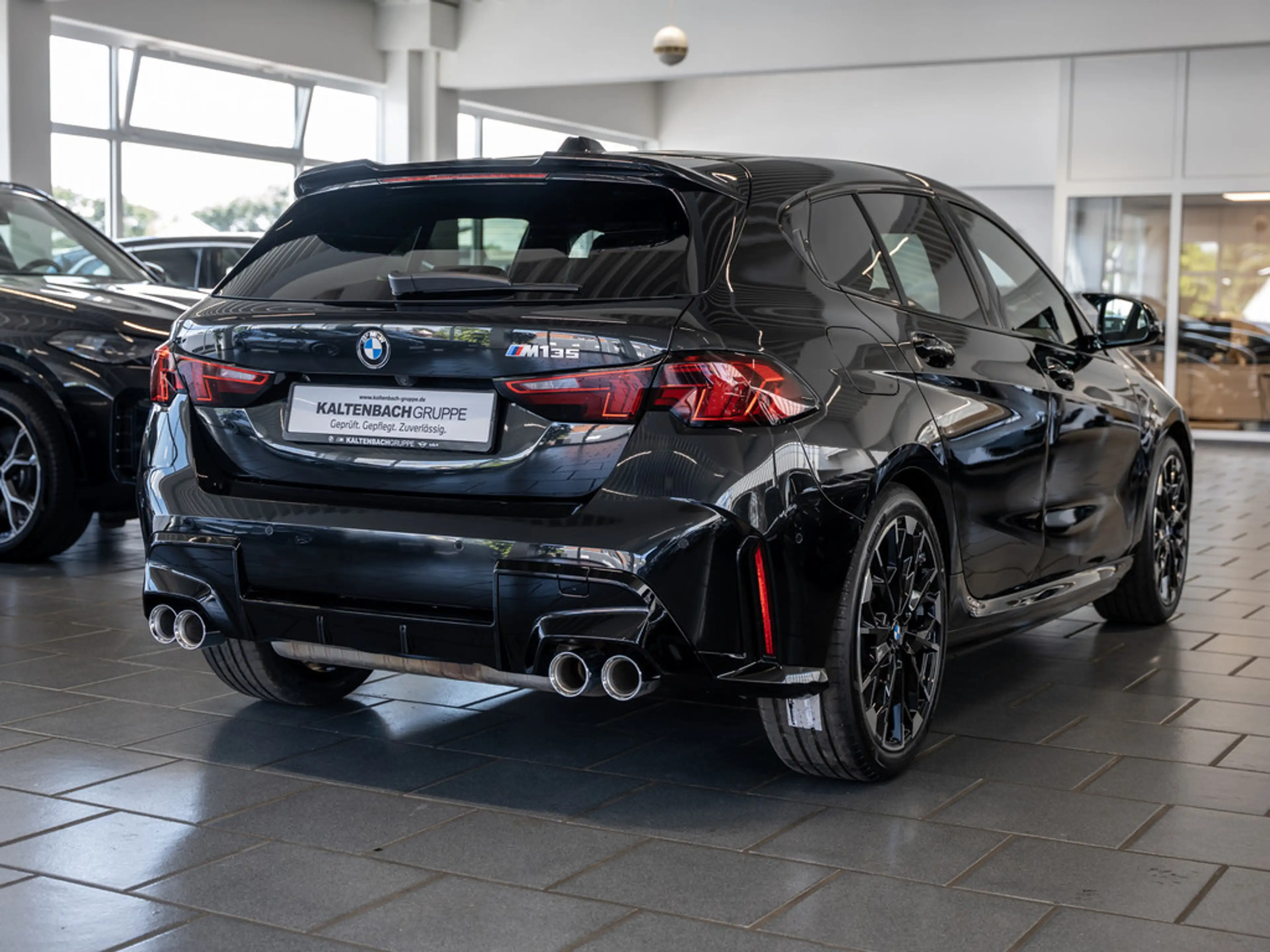 BMW 135 M xDrive PANO HUD 360° LED ACC NAVI H/K — photo 5