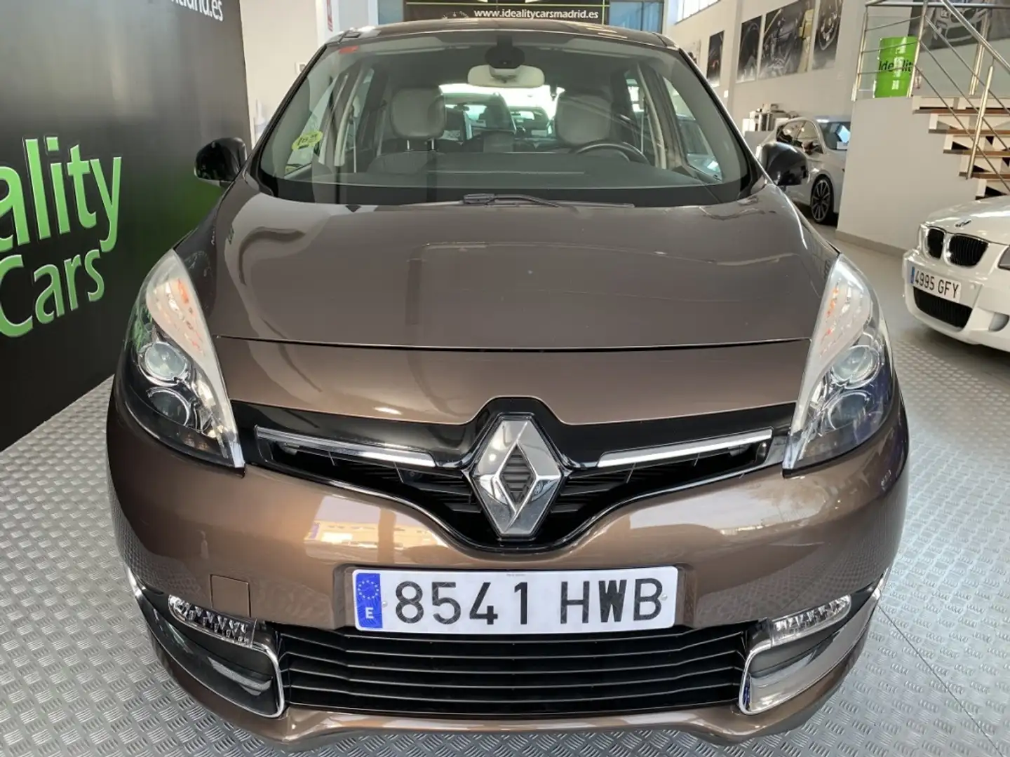 Renault Scenic 1.6dCi Energy Bose Marrón - 2