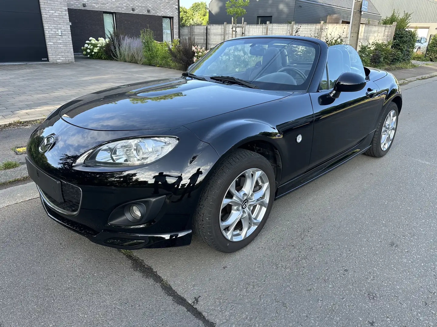 Mazda MX-5 Roadster Coupé 2.0i Active + Technic & Luxury Nero - 1