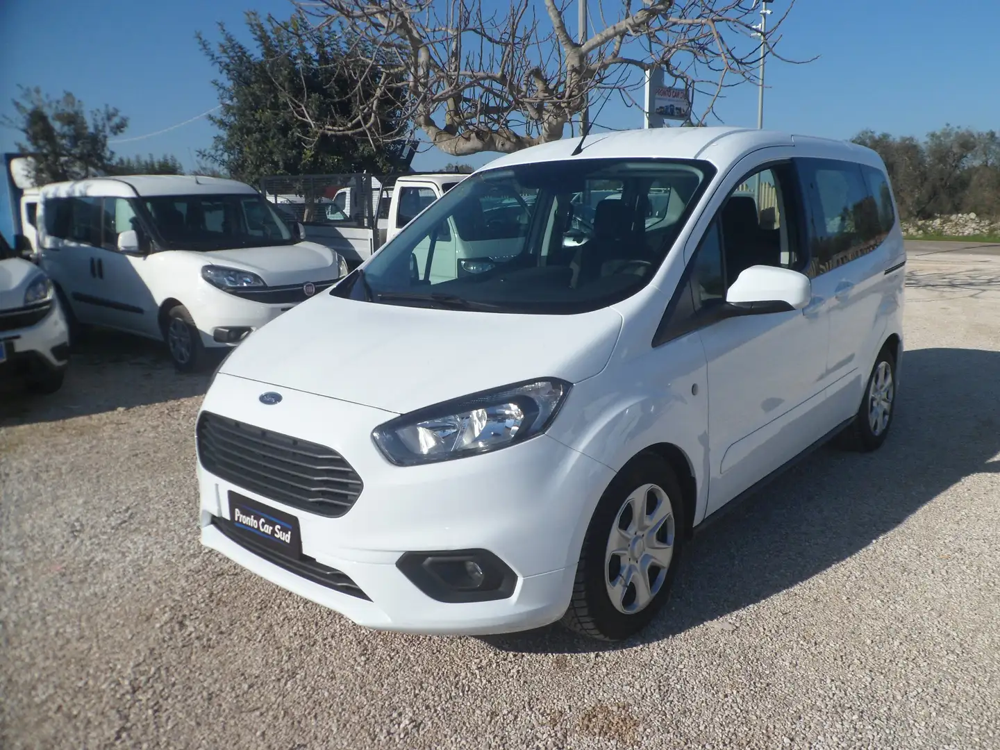 Ford Courier 5 posti autovettura Bianco - 1