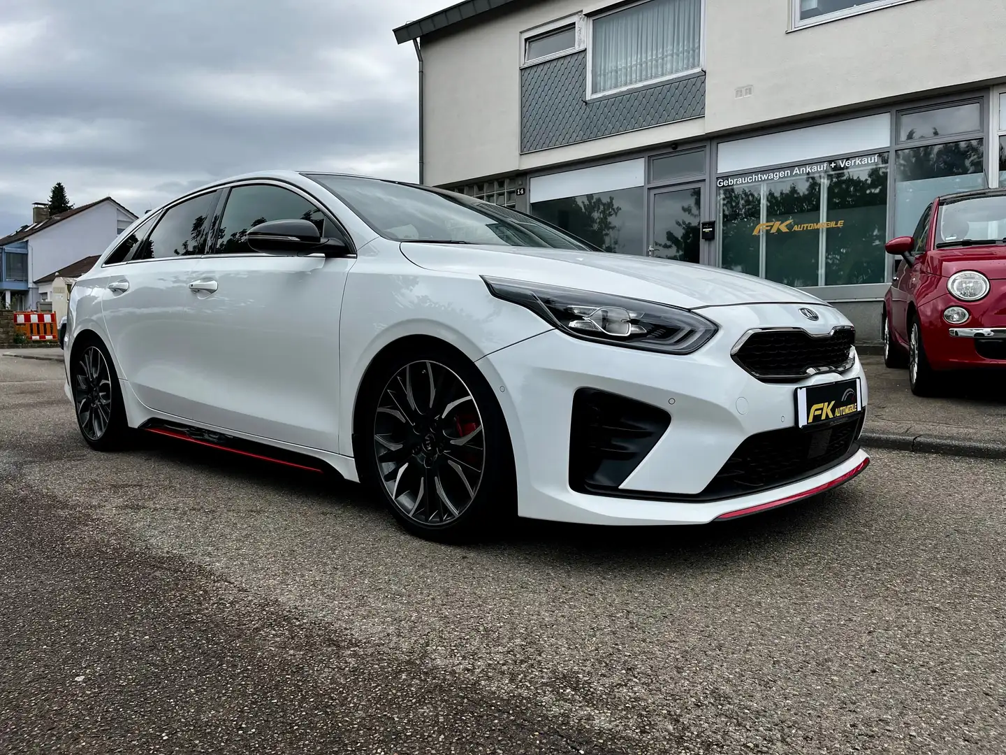 Kia Ceed / cee'd 1.6 T-GDI DCT7 OPF GT Weiß - 1