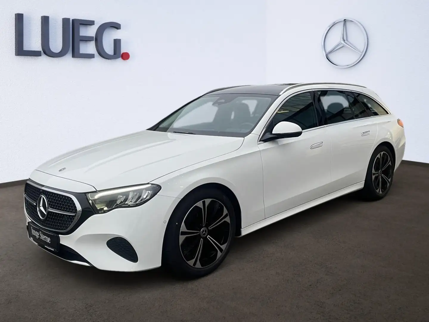 Mercedes-Benz E 220 d T AVANTGARDE+PANODACH+ADVANCED+AHK+LED Weiß - 2