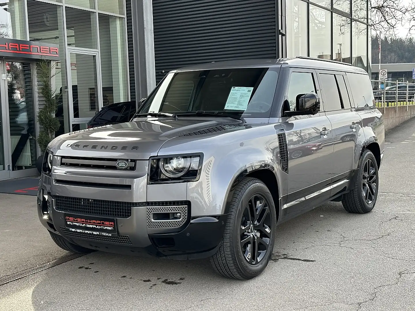 Land Rover Defender 130 D300 Outbound AWD Aut. Grau - 2