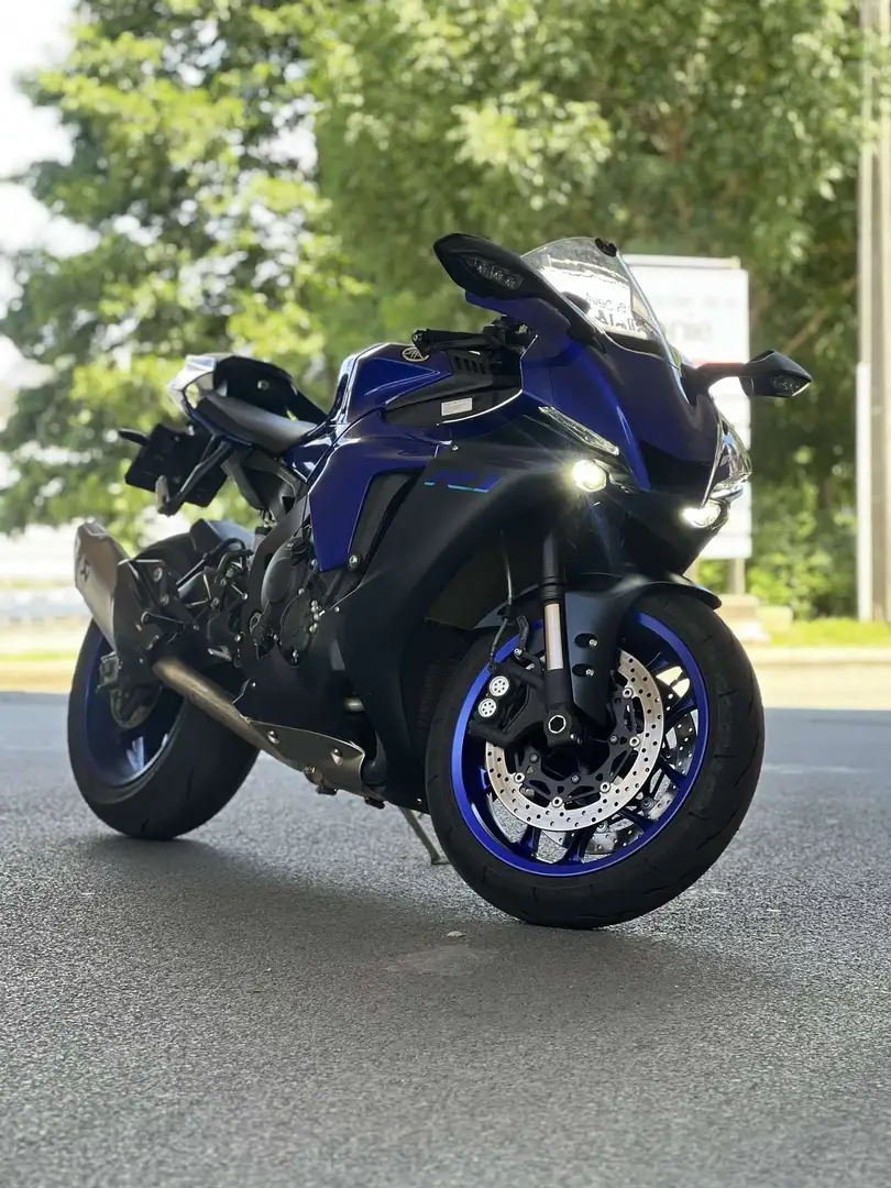 Yamaha YZF-R1 - 2