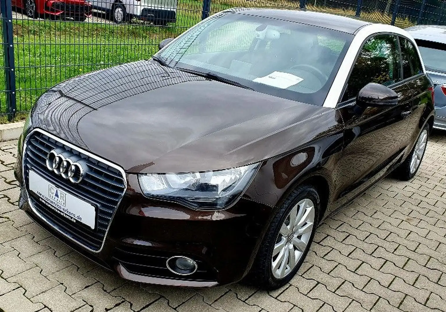 Audi A1 attraction Sitzheizung Bluetooth Garantie !!! Braun - 1