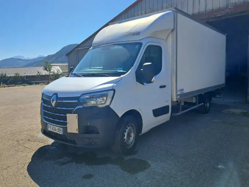RENAULT Master