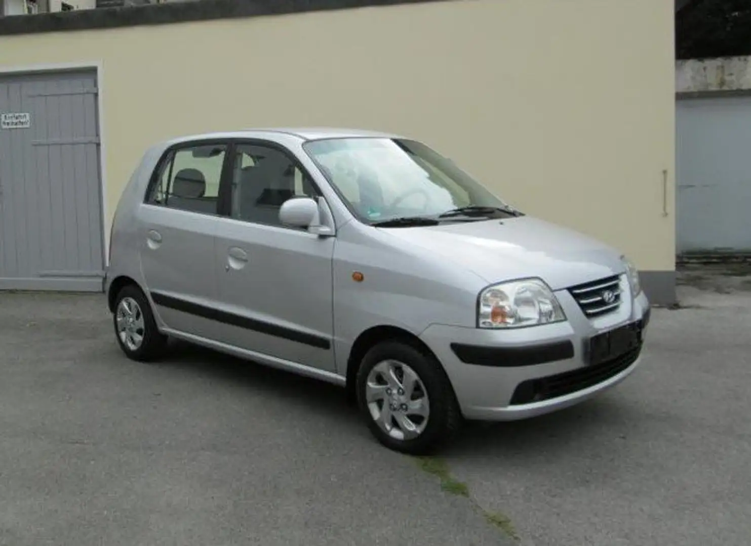 Hyundai Atos Atos 1.1 - TÜV neu - KLIMA - erst 63 TKM Argento - 1