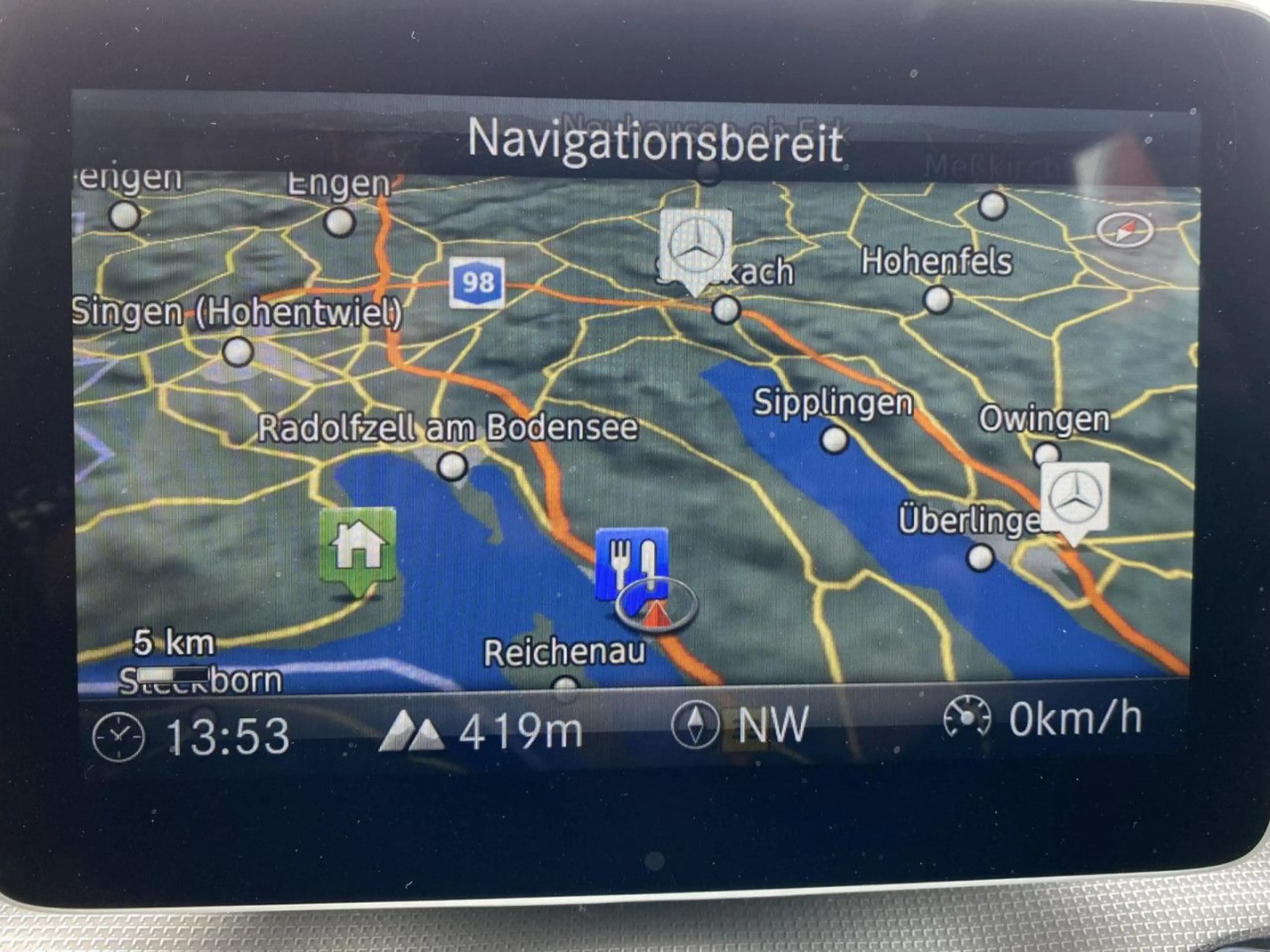 Mercedes-Benz GLA 200 Urban Navi-RFK-LED-SHZ-PDC-GRA-Bluetooth — photo 5