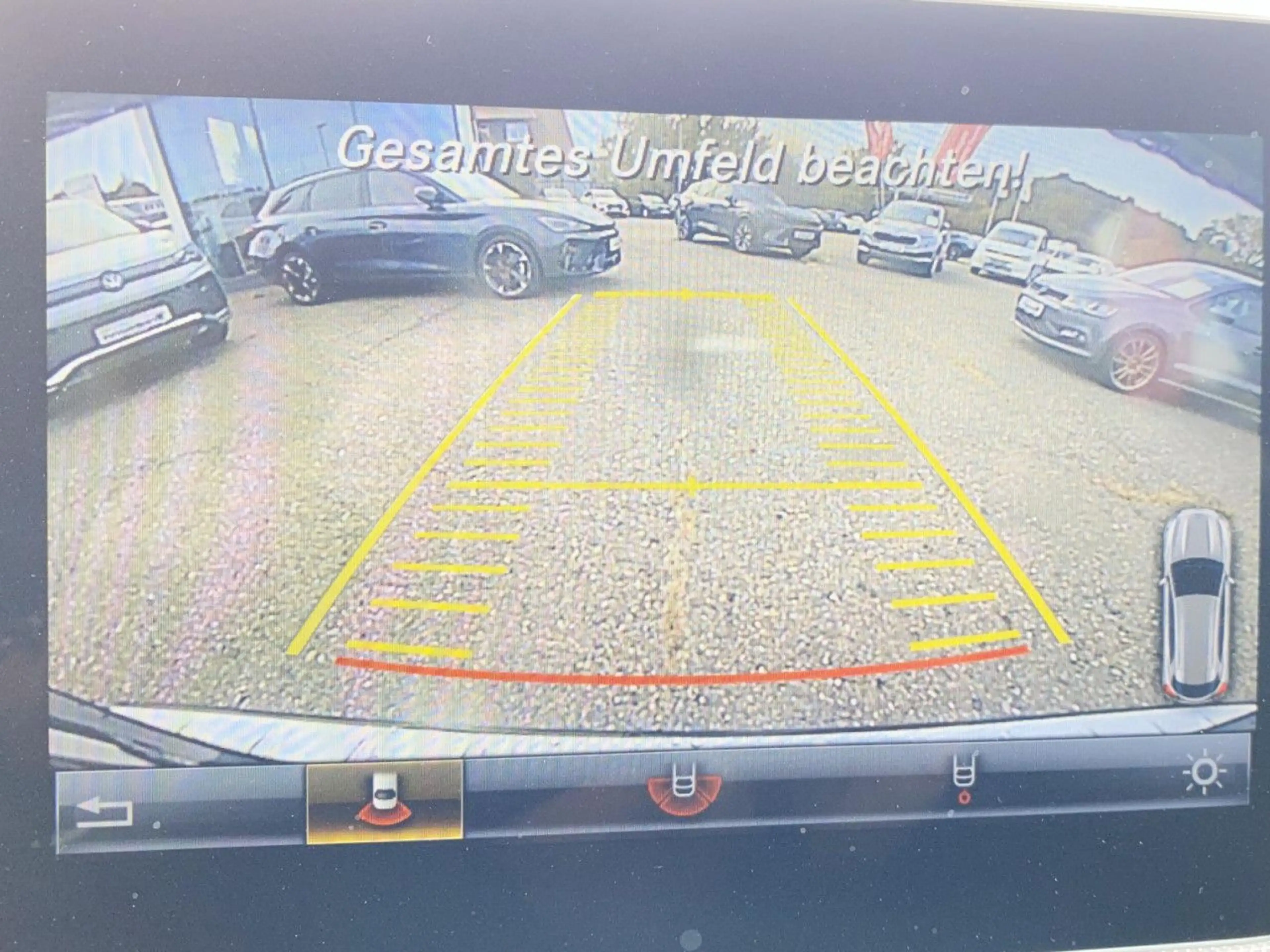 Mercedes-Benz GLA 200 Urban Navi-RFK-LED-SHZ-PDC-GRA-Bluetooth — photo 6