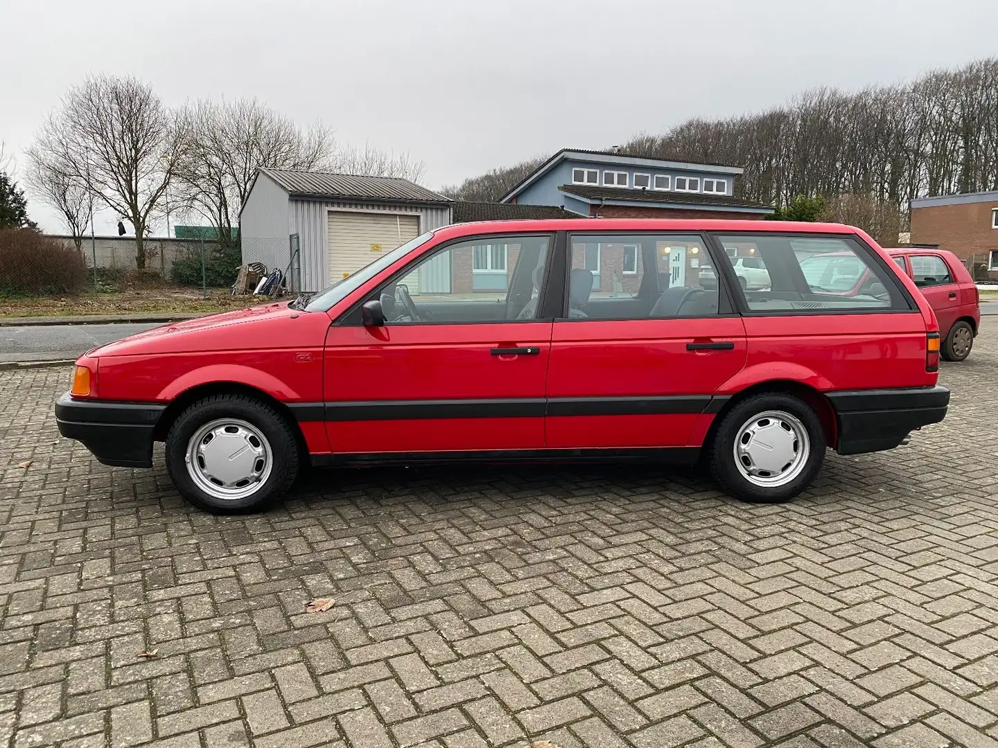 Volkswagen Passat 35i CL 1,8 1.Hand nur 102Tkm Servo Rot - 2