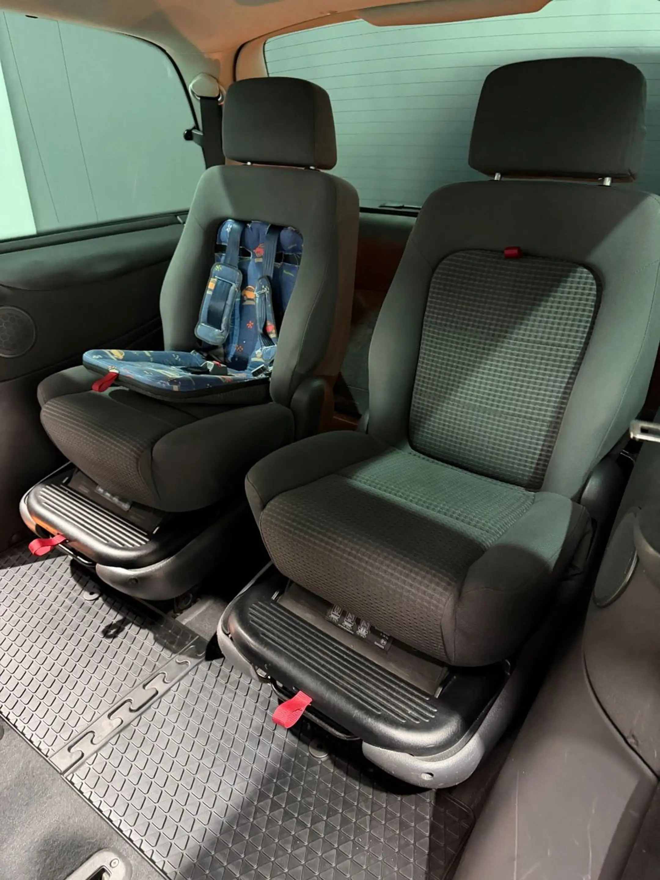 SEAT Alhambra 1.8T Aut. Vigo 7-Sitze*AHK*Tempo*Sitzh. — photo 14