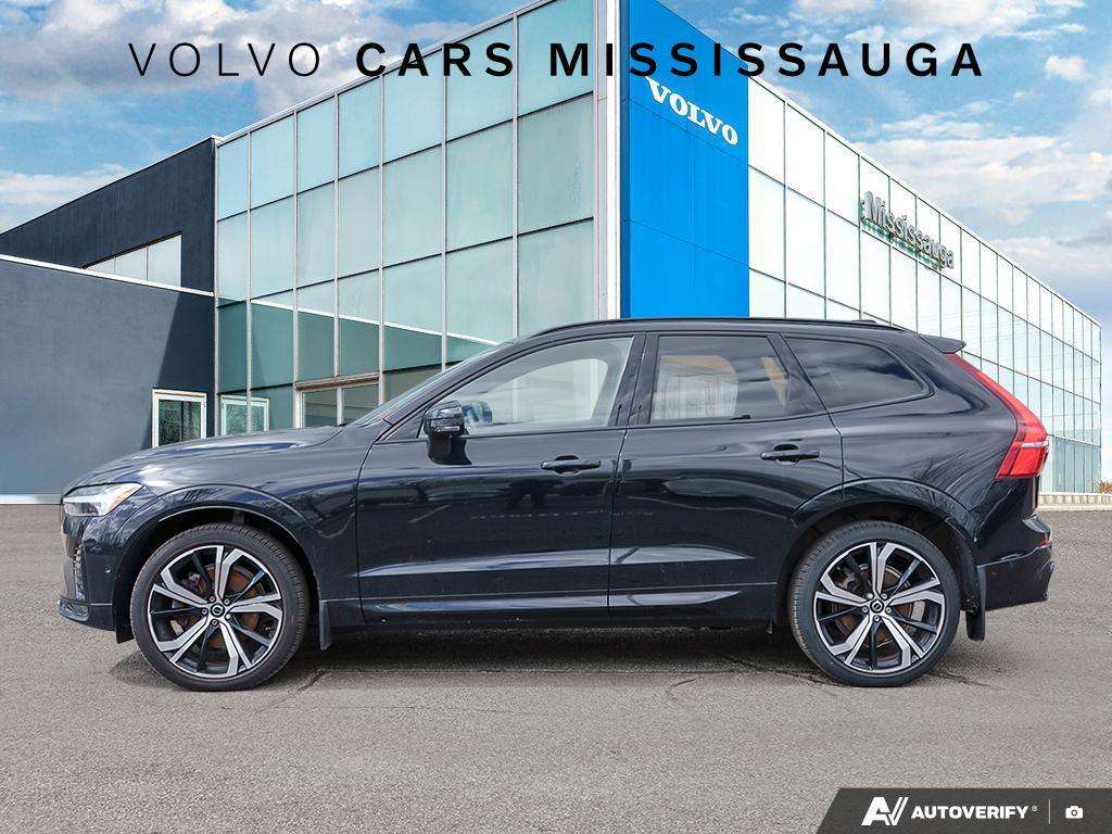2022 Volvo XC60 B6 R-Design alt 3