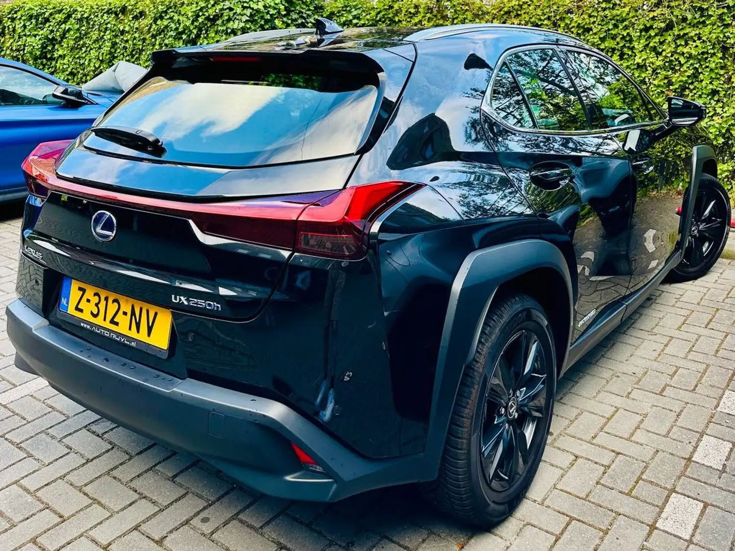 Lexus UX 250h UX 250h 250h Luxury Line Zwart - 2