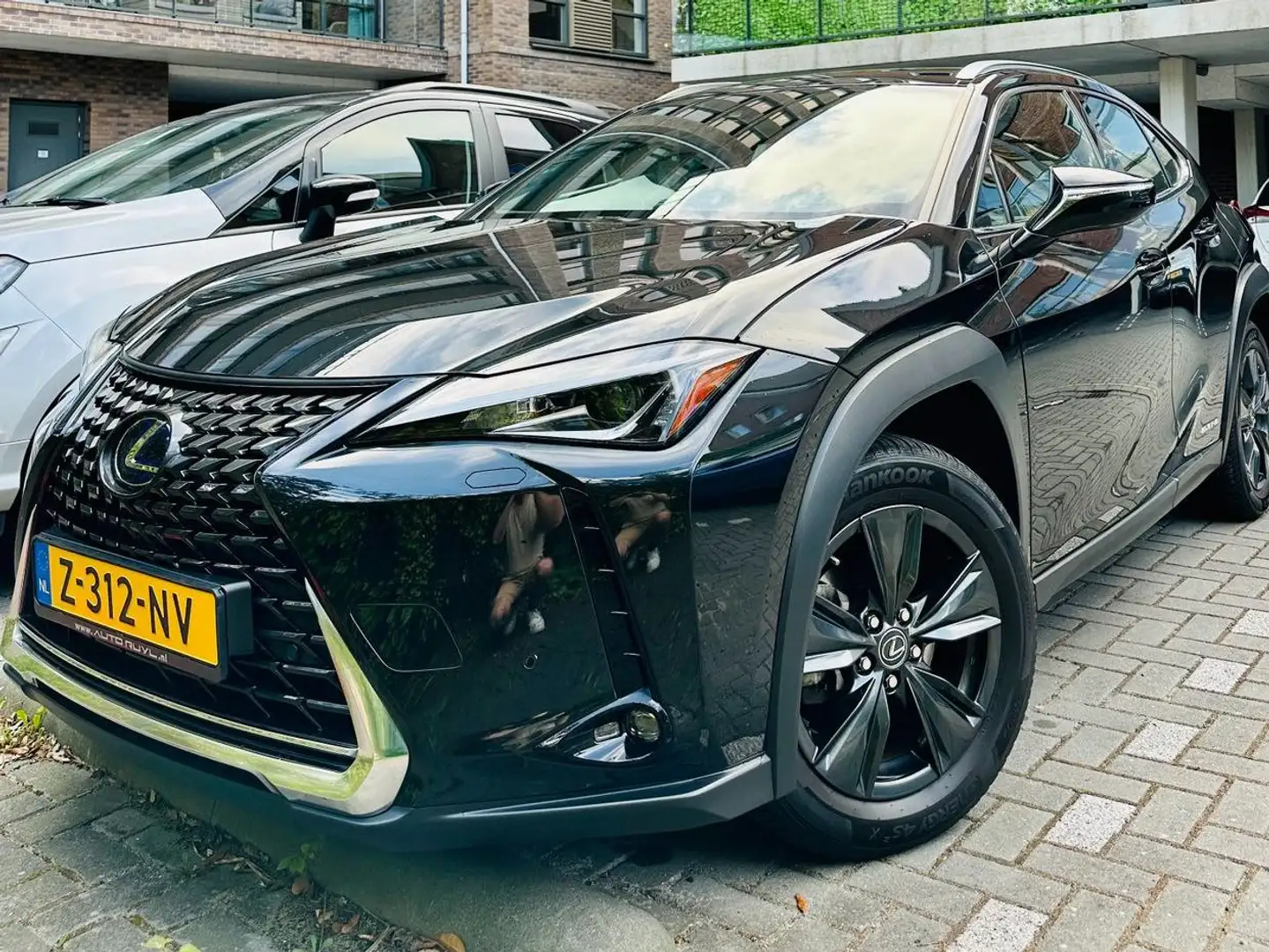 Lexus UX 250h UX 250h 250h Luxury Line Zwart - 1