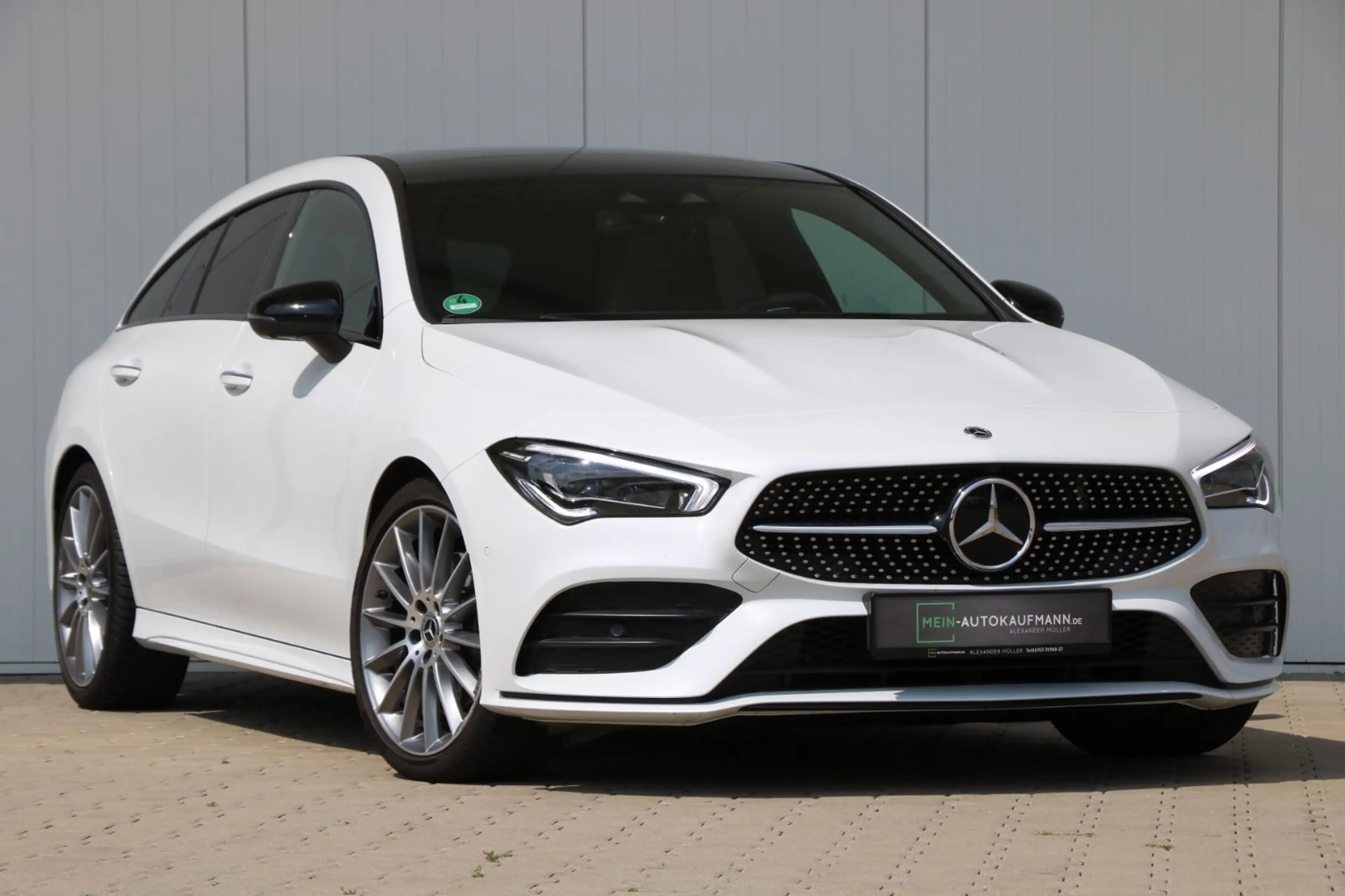 Mercedes-Benz CLA 220 CLA 220 d Shooting Brake*AMG*MBEAM*HUD*PANO*360° — photo 3