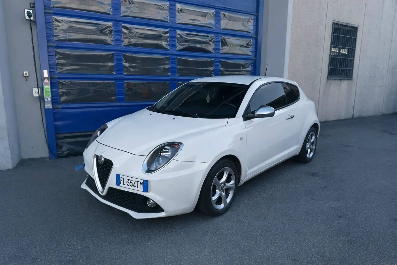 Alfa Romeo MiTo 1.3 jtdm Super 95cv Blanc - 1