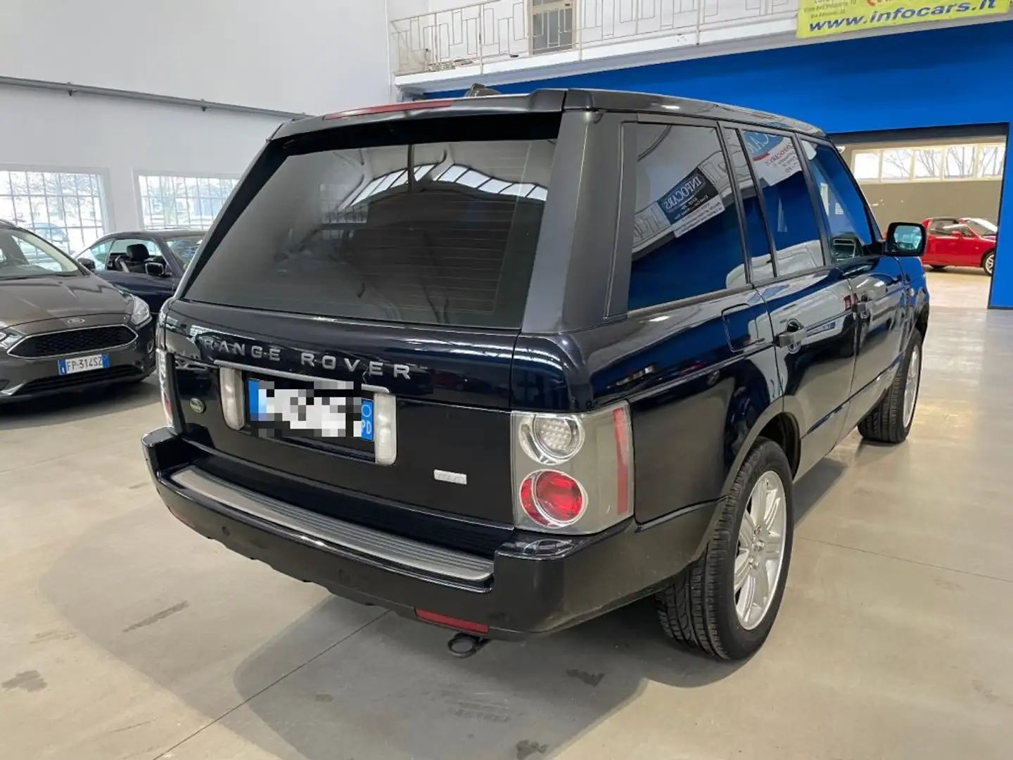 Land Rover Range Rover 3.6 TDV8 Vogue leggi la descrizione Blauw - 2