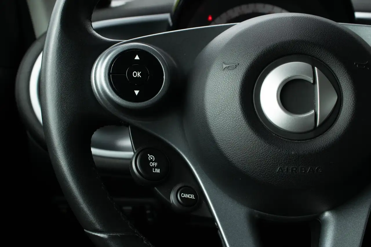 smart forTwo 2021 — фото 22