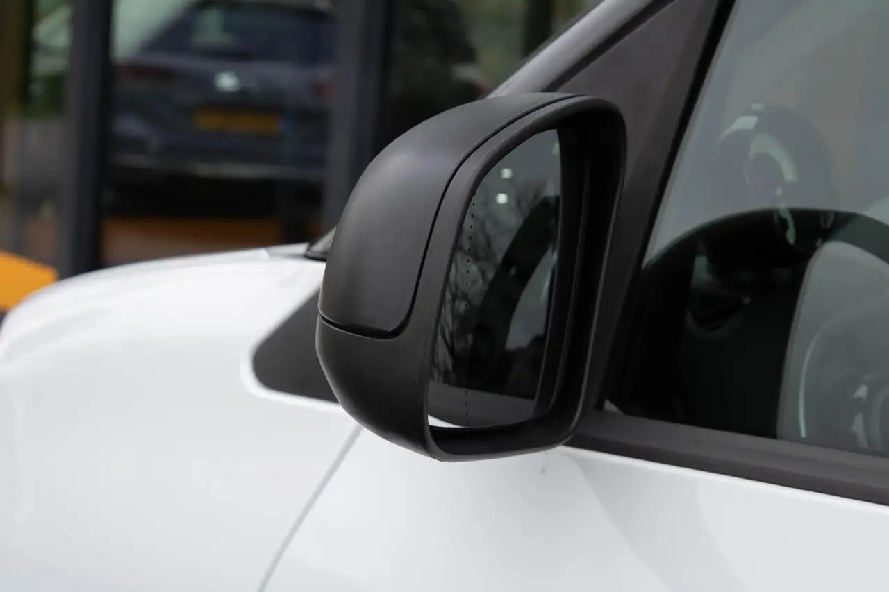 smart forTwo 2021 — фото 14