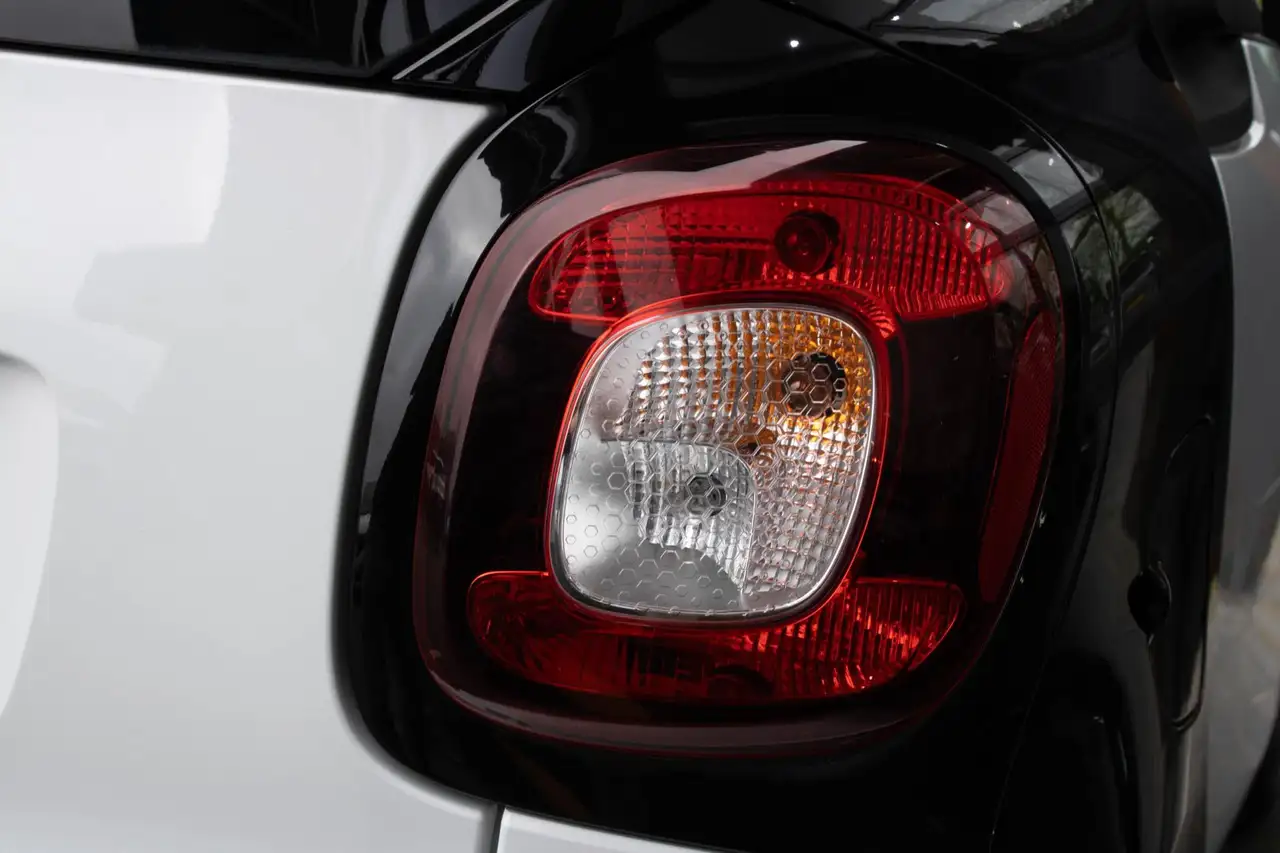 smart forTwo 2021 — фото 17