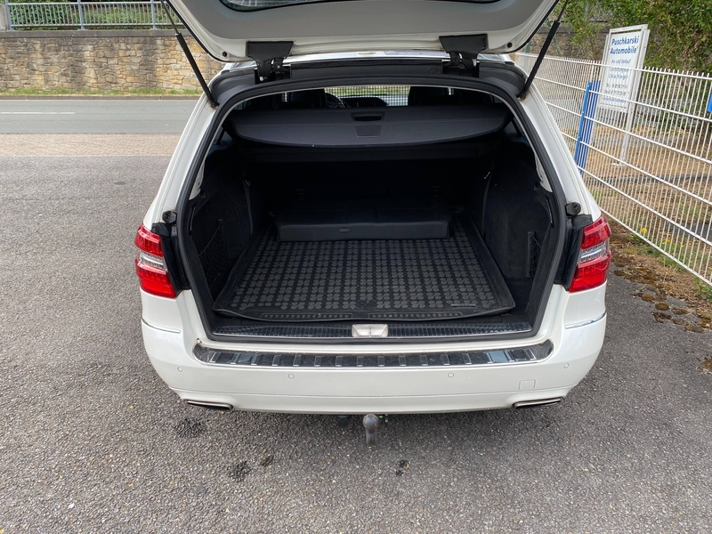 Mercedes-Benz E 200 E 200 CGI BlueEfficiency (212.248) — photo 8