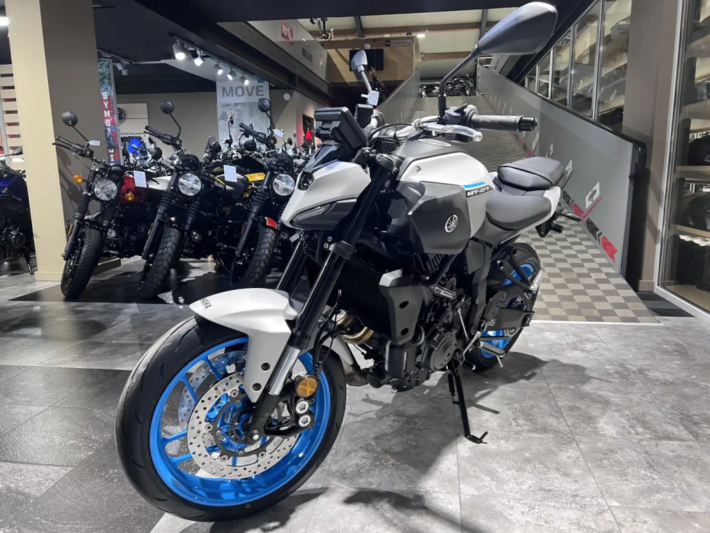Yamaha MT-07 Grijs - 2