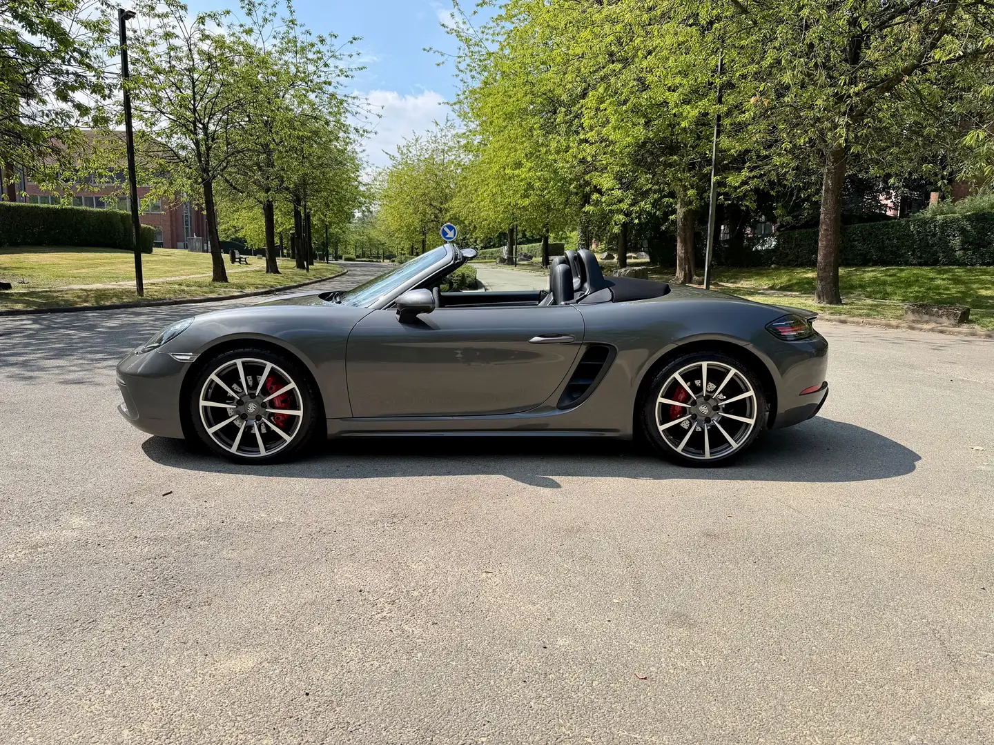 PORSCHE Boxster