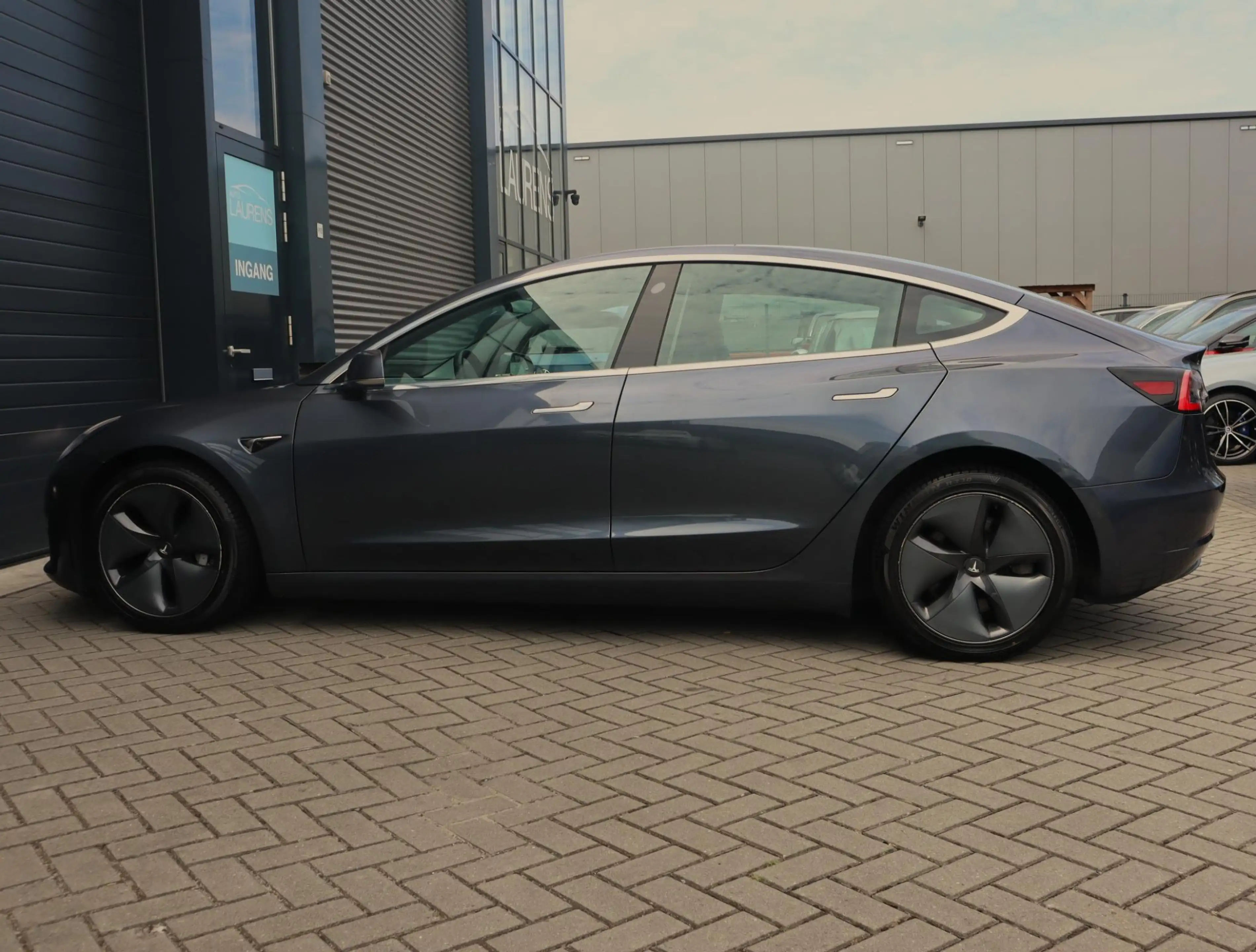 Tesla Model 3 Long Range AWD 75 kWh | Refurbished accu 09-26 | — photo 5