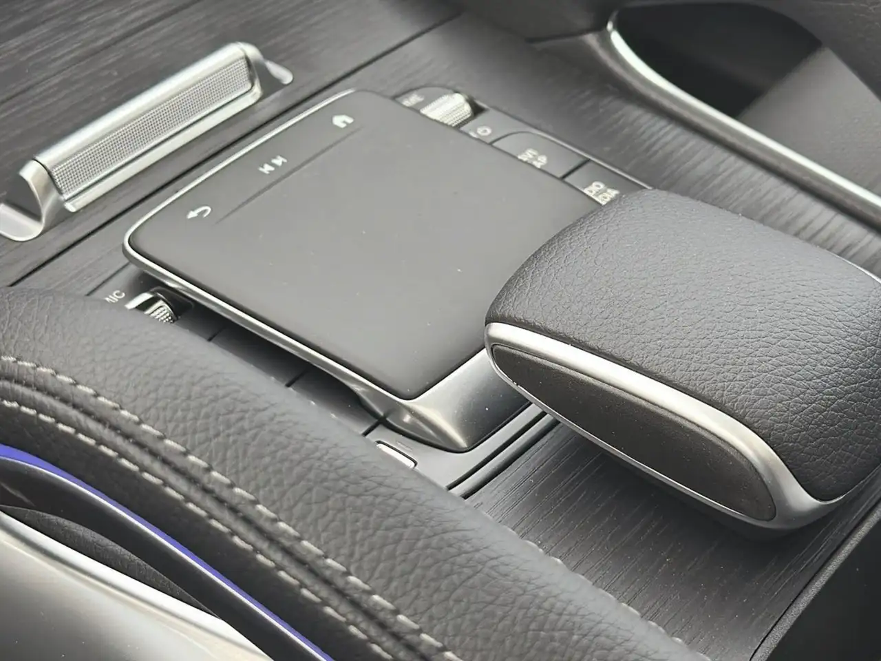 Mercedes-Benz GLE снимка Mercedes-Benz GLE