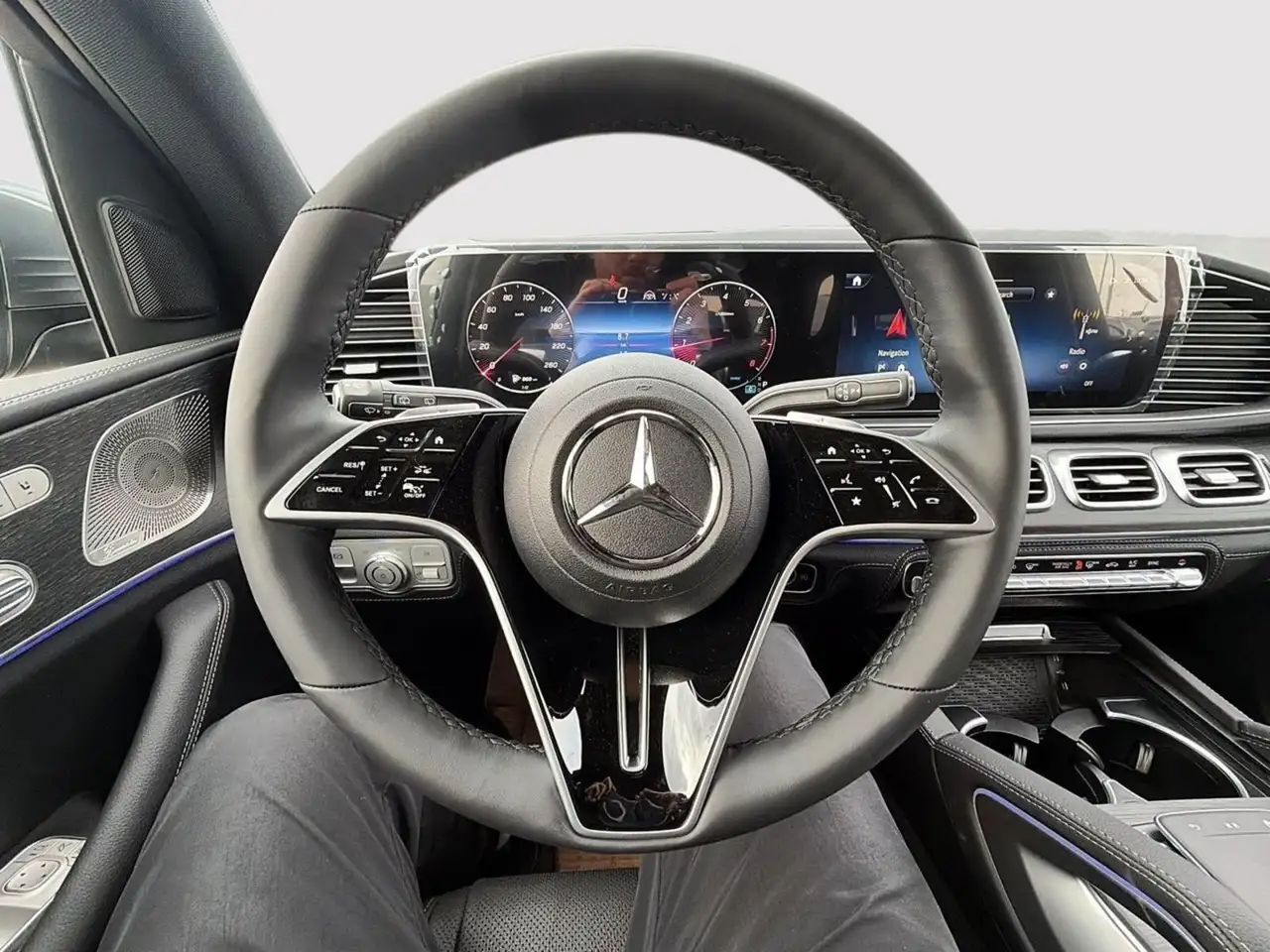 Mercedes-Benz GLE снимка Mercedes-Benz GLE