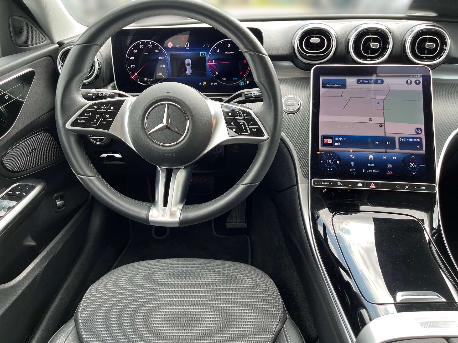 Mercedes-Benz C 220