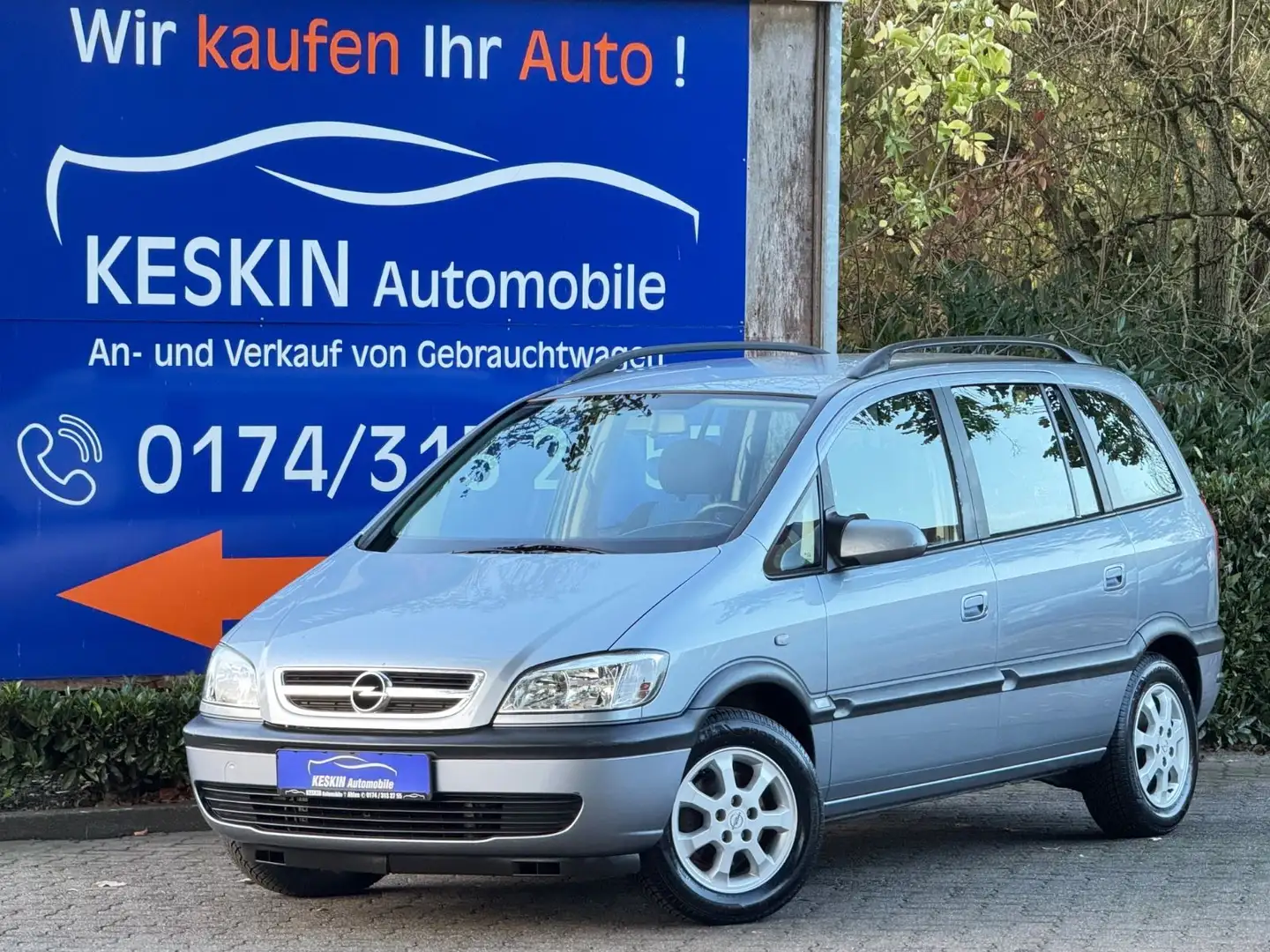 Opel Zafira A Njoy*7 SITZER*KLIMA*ALU*ALLWETTER* Silber - 1