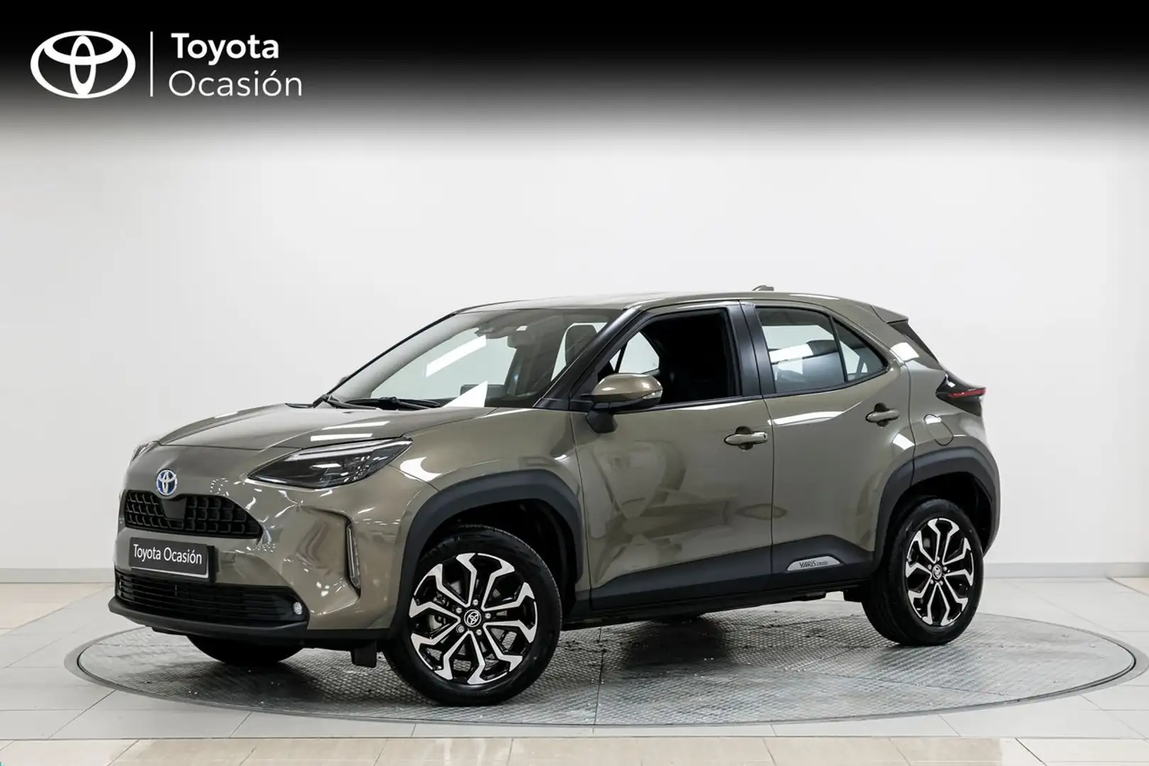 Toyota Yaris Cross 120H Active Tech Verde - 1