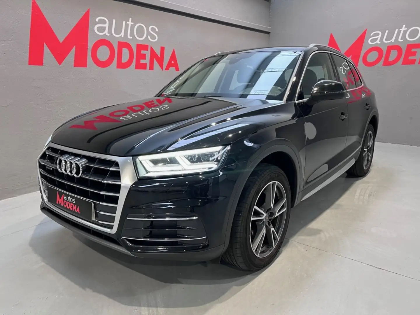 Audi Q5 2.0 TFSI Black line quattro-ultra S-T Grijs - 1