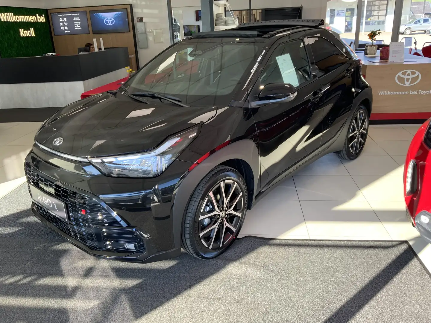 Toyota Aygo X Hybrid GR SPORT Canvas-Faltdach Schwarz - 2