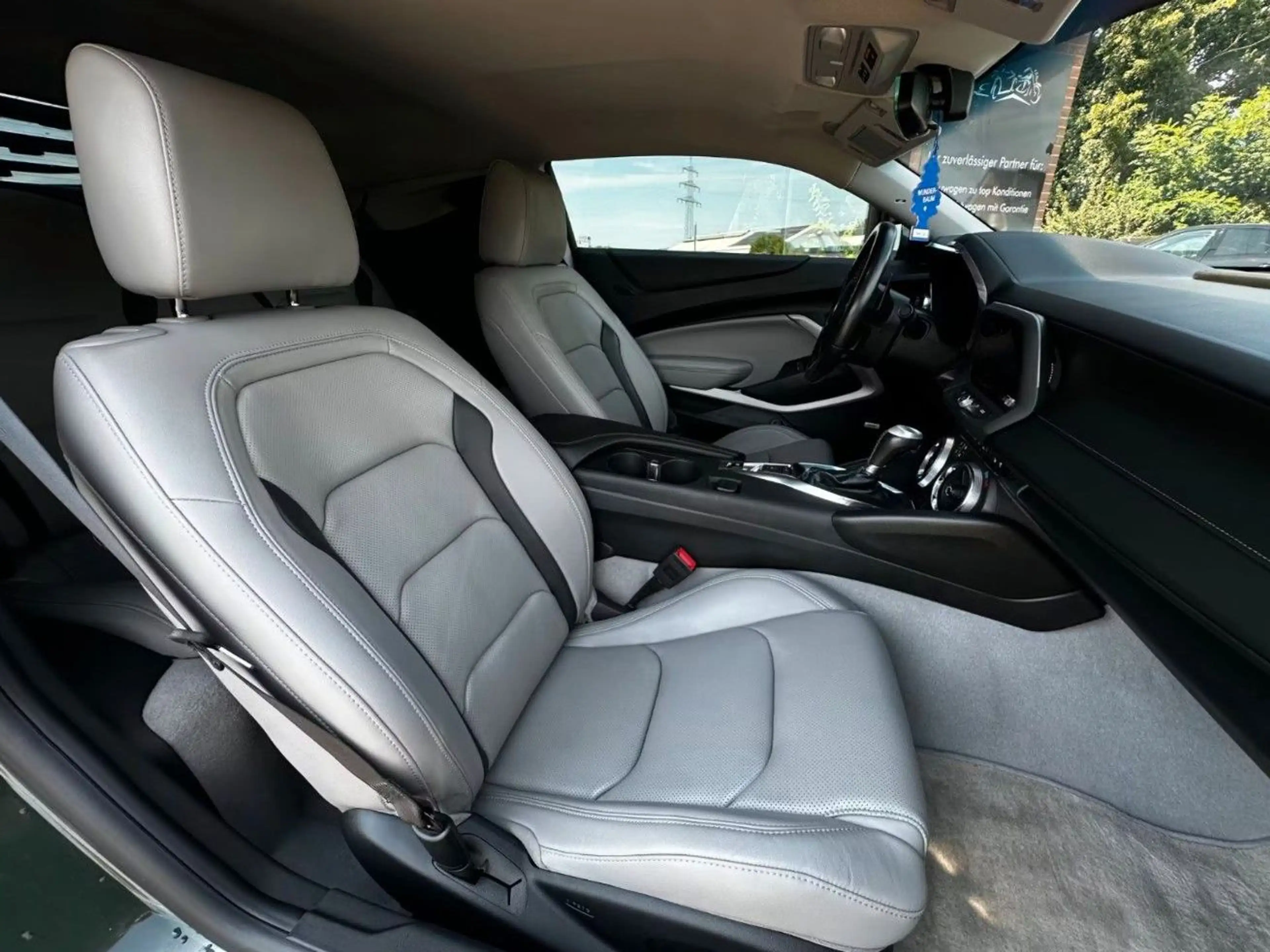 Chevrolet Camaro Coupe 3.6/Carplay/Led/SHZ/SBL/BOSE — photo 14