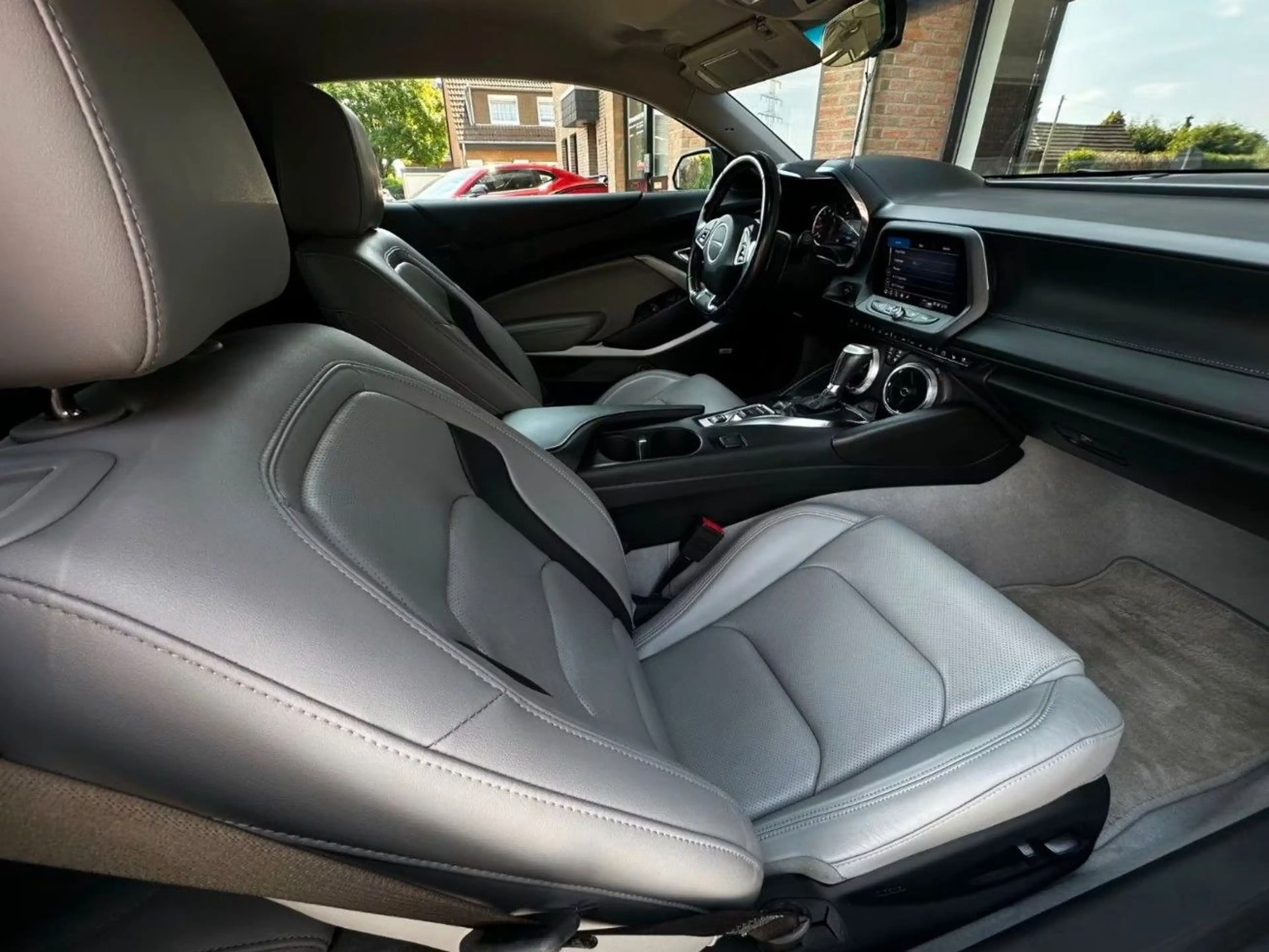 Chevrolet Camaro Coupe 3.6/Carplay/Led/SHZ/SBL/BOSE — photo 12