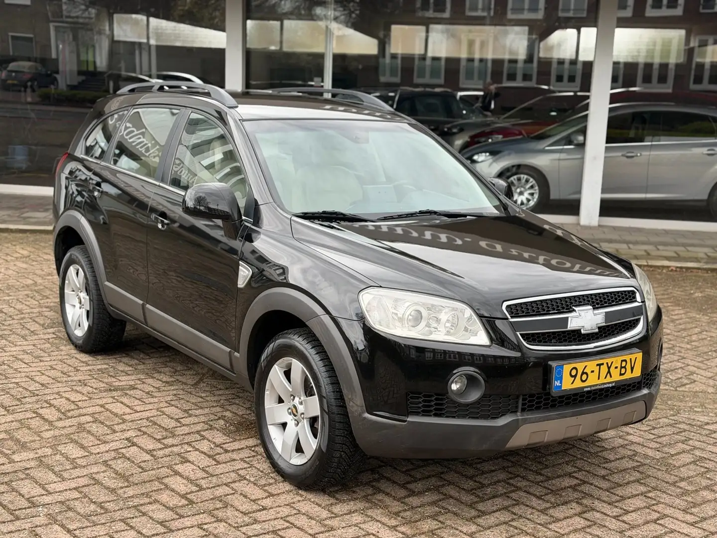 Chevrolet Captiva 2.4i Class|7 Zits|Zojuist Nw Distributieriem, Grot Negro - 1