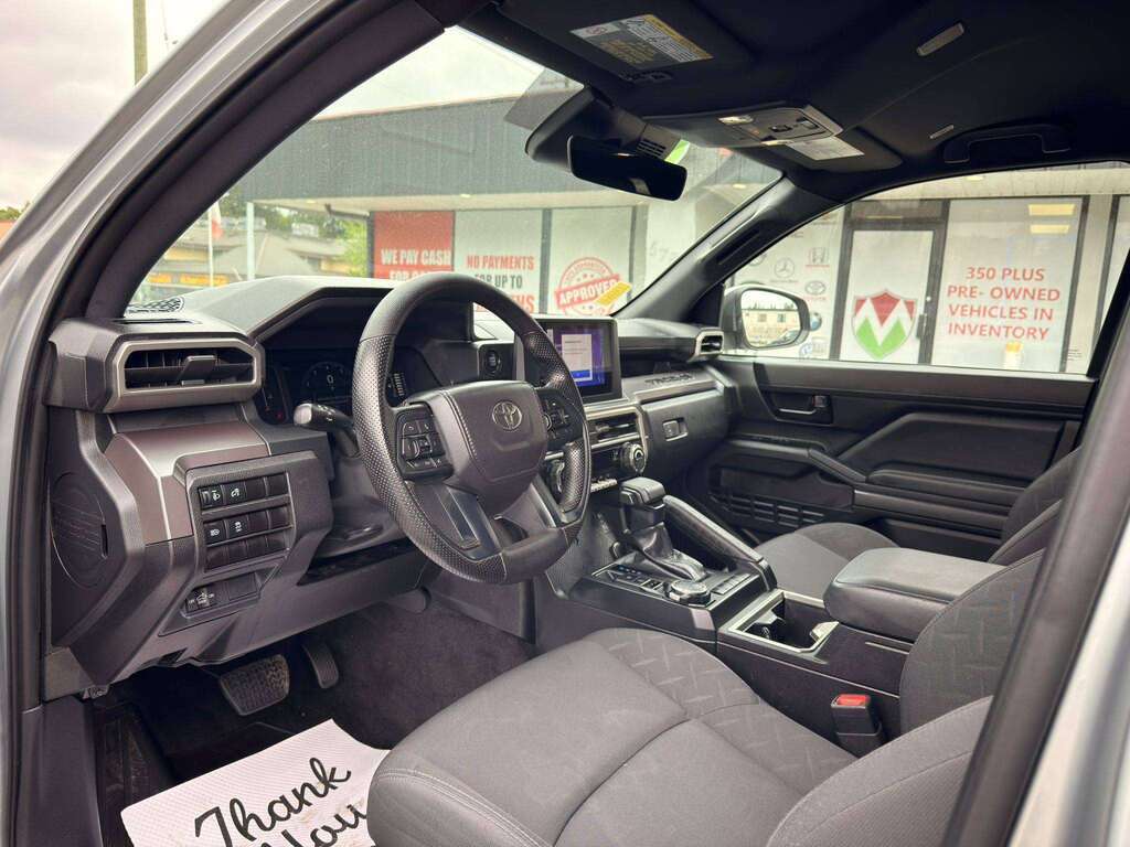 2025 Toyota Tacoma — view 9