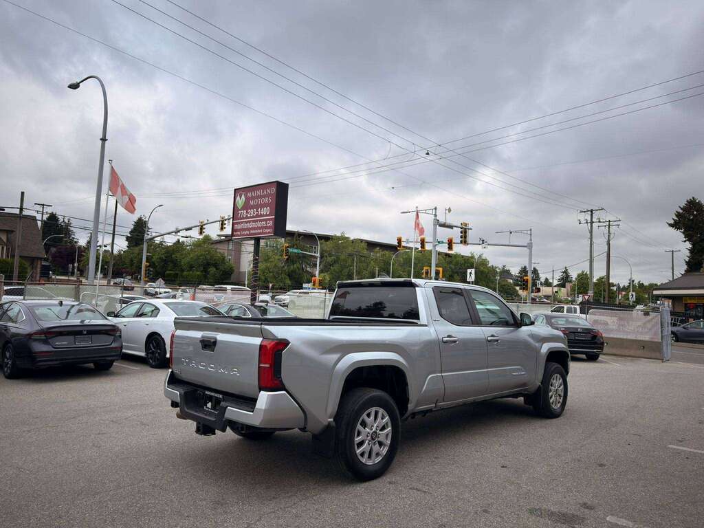 2025 Toyota Tacoma — view 5