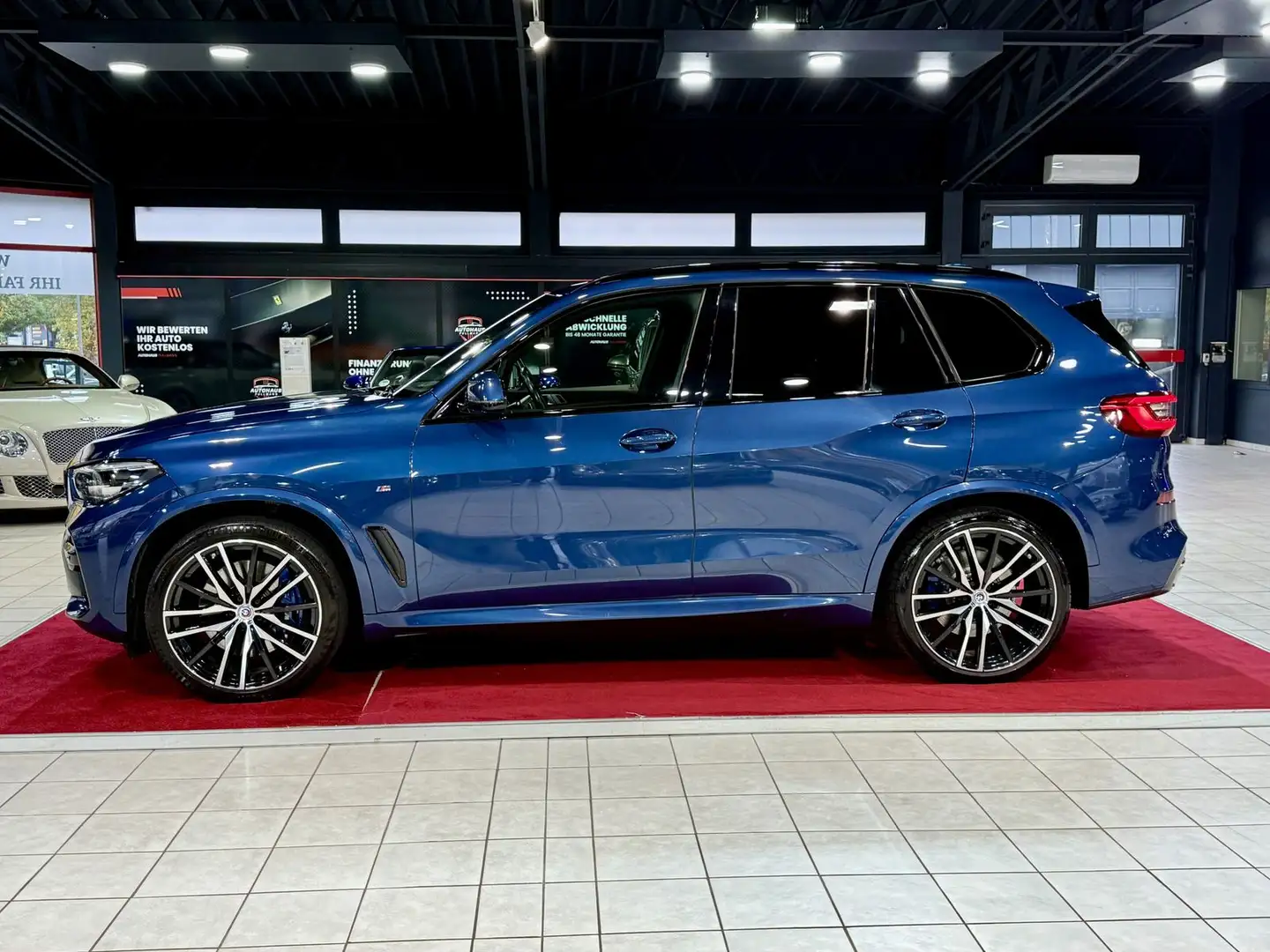 BMW X5 xDrive 30d M-Sport+MASSAGE+HUD+H&K Blau - 2