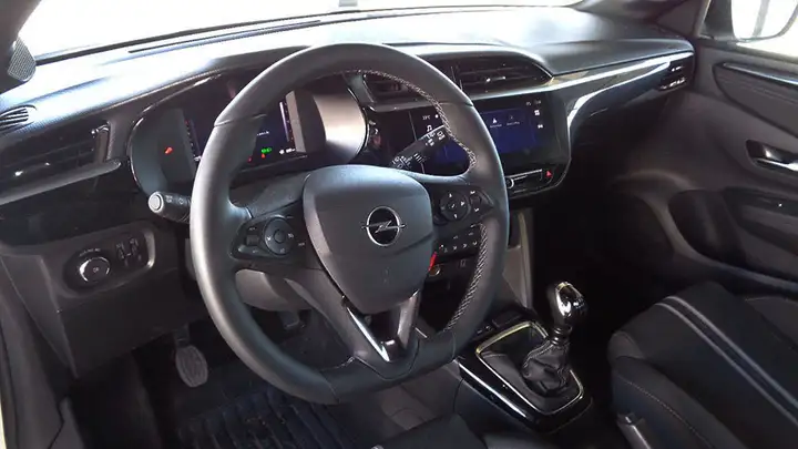 Opel Corsa 2023, foto 12