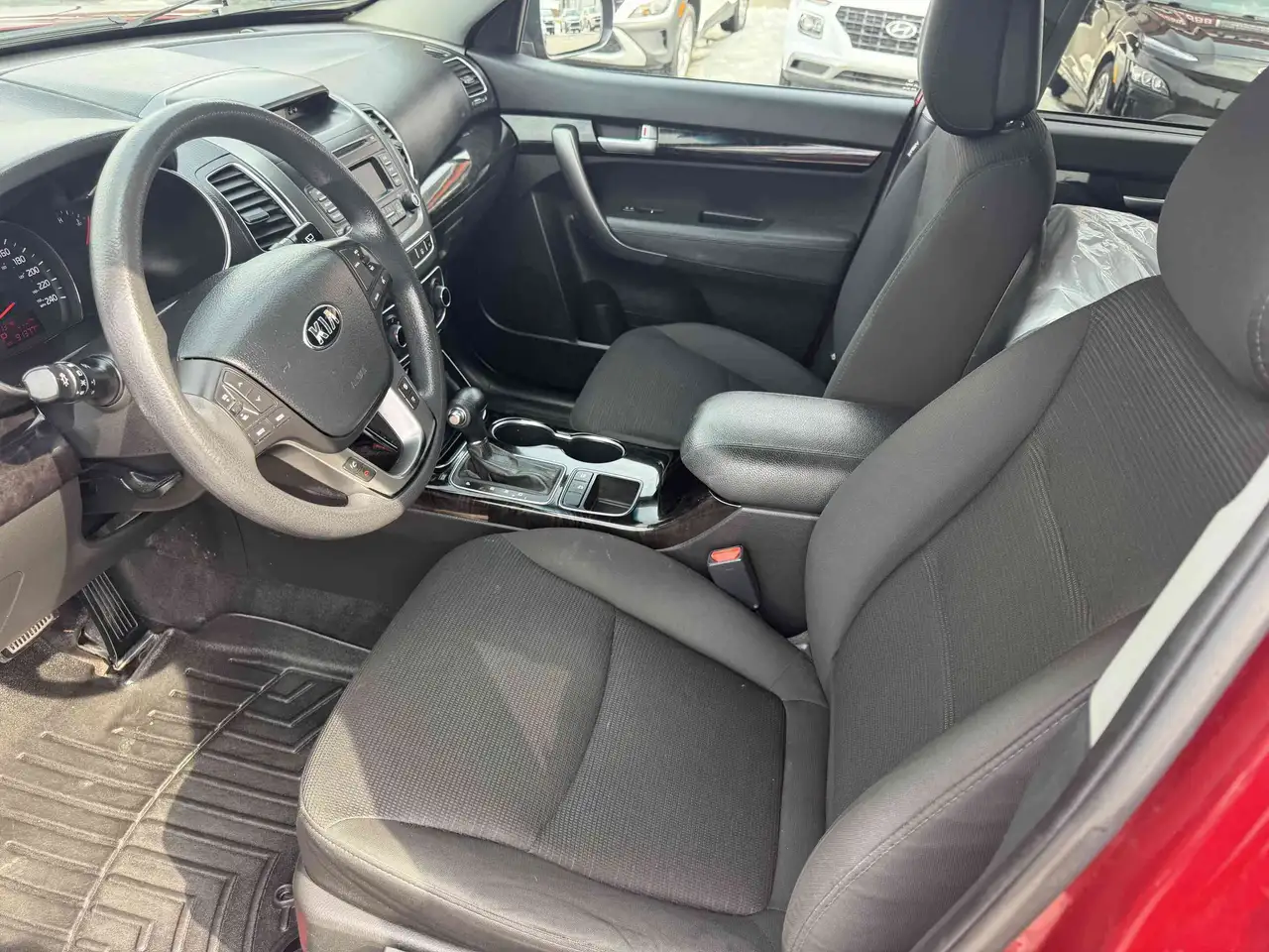 Kia Sorento снимка Kia Sorento