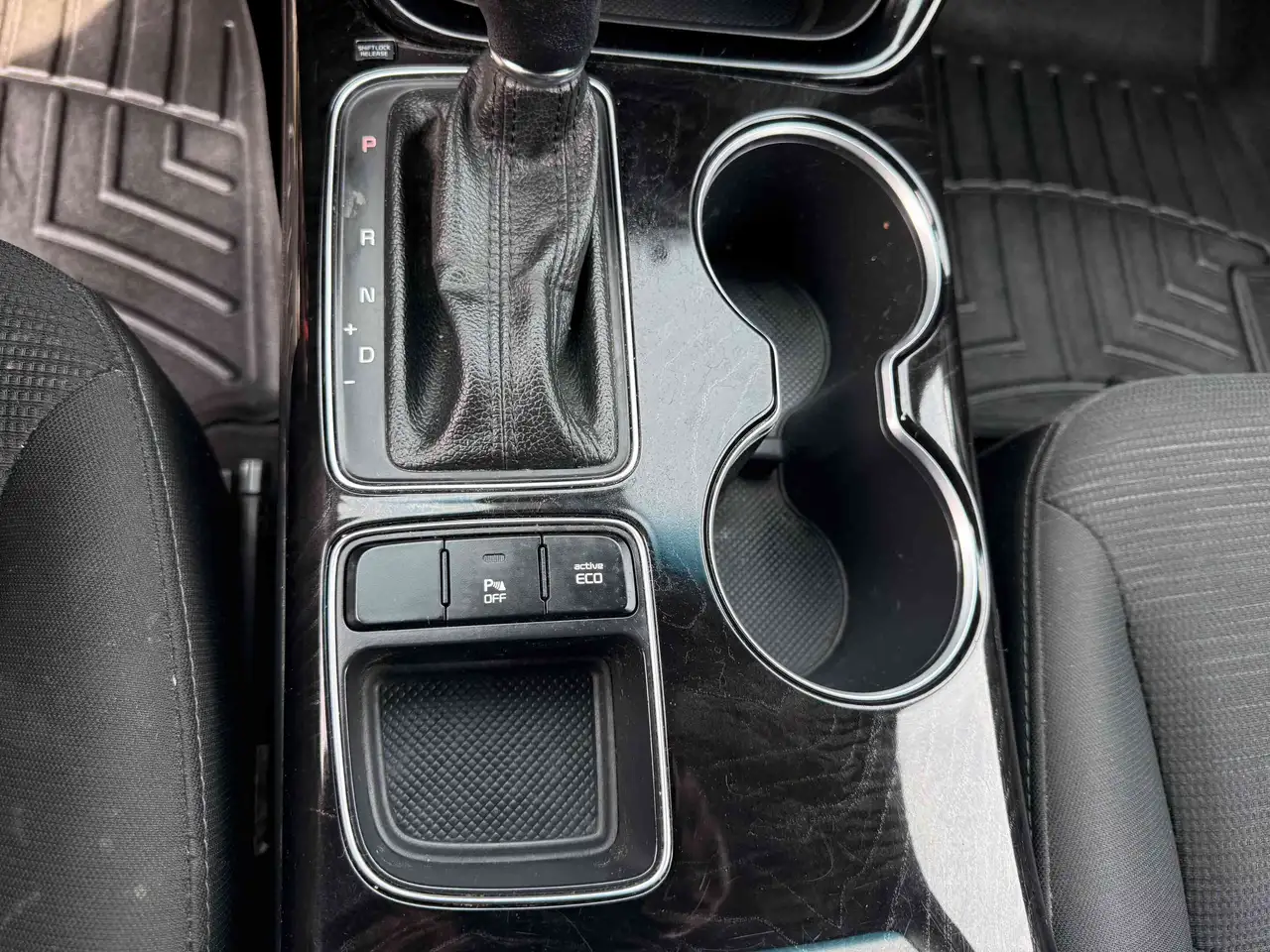 Kia Sorento снимка Kia Sorento